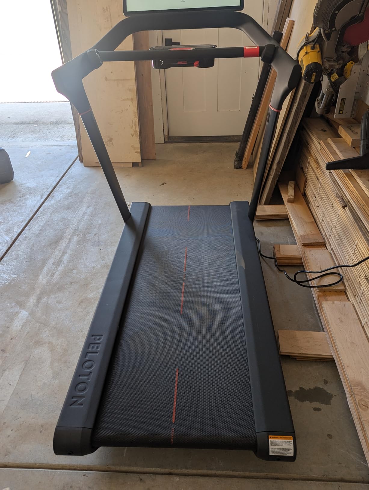 Peloton Tread | Treadmill for Running, Walking, and Hiking with Manual or Auto-Incline Options and Immersive 24 Peloton Tread | Treadmill for Running, Walking, and Hiking with Manual or Auto-Incline Options and Immersive 24
