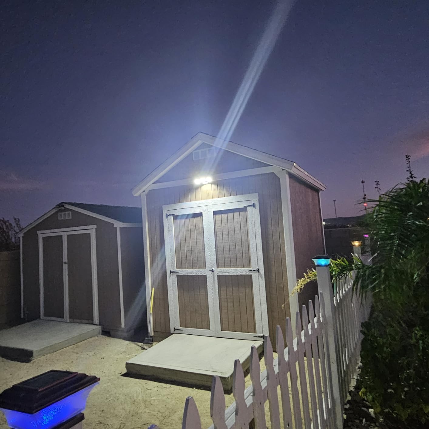 Solar Outdoor Lights - 3000LM 188 LED Motion Sensor Outdoor Lights, 4 Heads Security Light,IP65 Waterproof, Easy Install,270°Wide Angle Flood Wall Light with 3 Modes for Backyard Yard (2 Pack) Customer Review Solar Outdoor Lights - 3000LM 188 LED Motion Sensor Outdoor Lights, 4 Heads Security Light,IP65 Waterproof, Easy Install,270°Wide Angle Flood Wall Light with 3 Modes for Backyard Yard (2 Pack) - Customer Photo 1