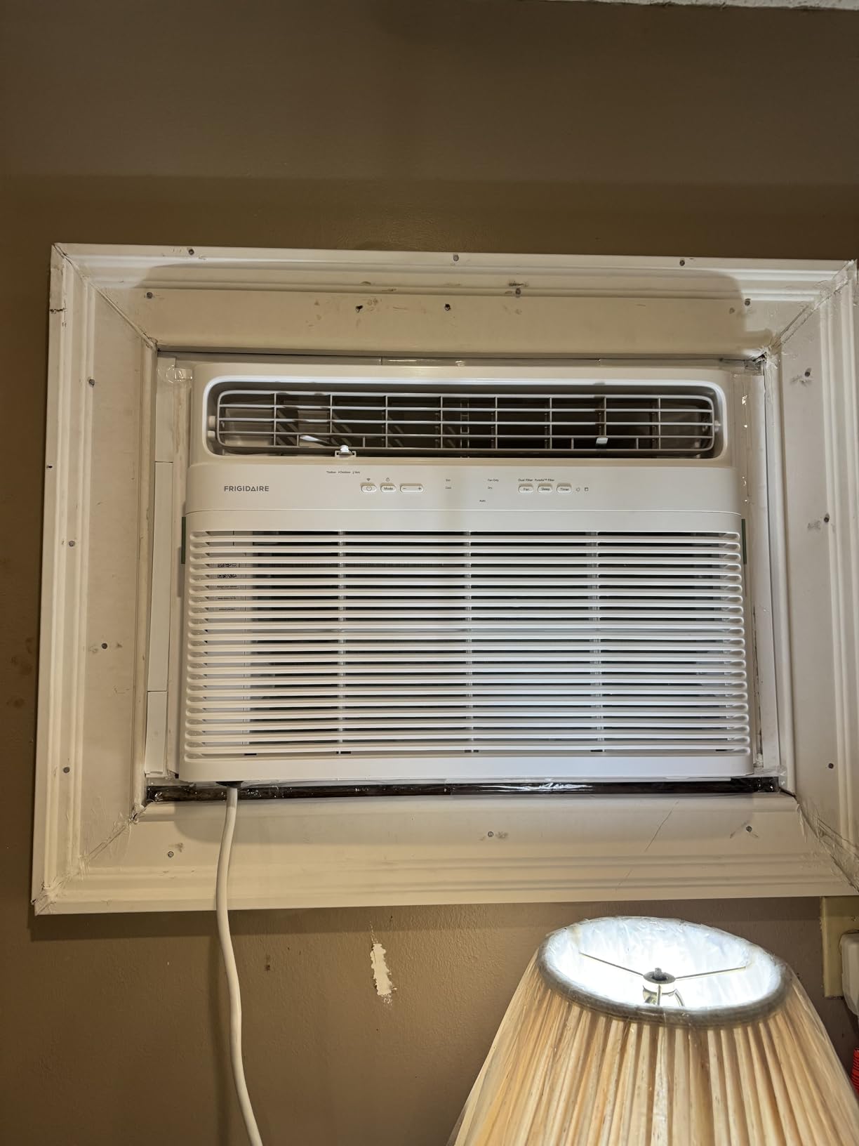 Frigidaire 18,000 BTU Smart Window Air Conditioner with Wi-Fi, Cools Up to 1,020 Sq. Ft., Remote Control, Quiet Operation, Eco Mode, 3 Fan Speeds, White Customer Review Frigidaire 18,000 BTU Smart Window Air Conditioner with Wi-Fi, Cools Up to 1,020 Sq. Ft., Remote Control, Quiet Operation, Eco Mode, 3 Fan Speeds, White - Customer Photo 2