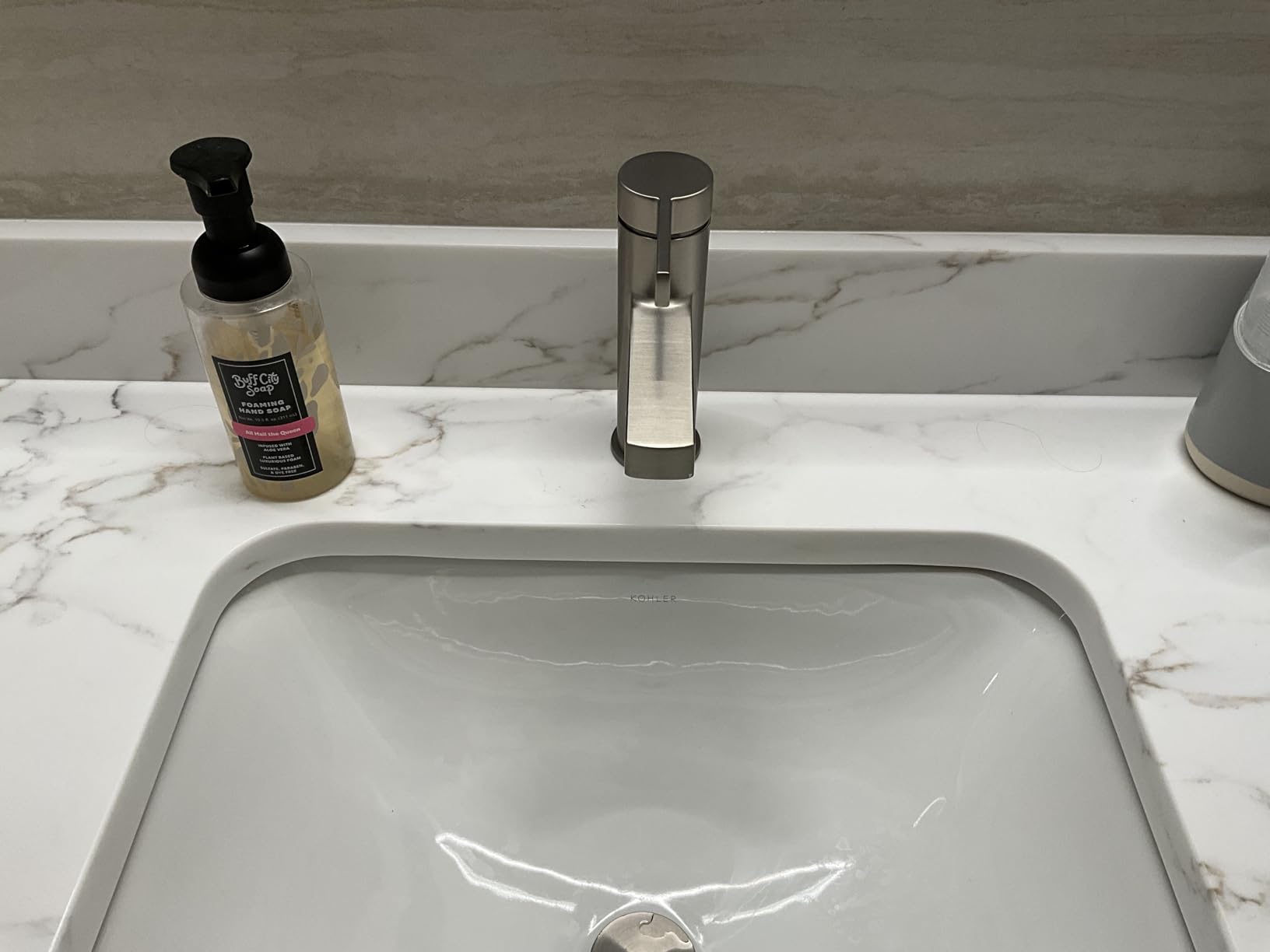 Moen Beric Matte Black Modern One-Handle Single Hole Bathroom Faucet with Drain Assembly and Optional Deckplate for Your Bath Sink, 84774BL Customer Review Moen Beric Matte Black Modern One-Handle Single Hole Bathroom Faucet with Drain Assembly and Optional Deckplate for Your Bath Sink, 84774BL - Customer Photo 1