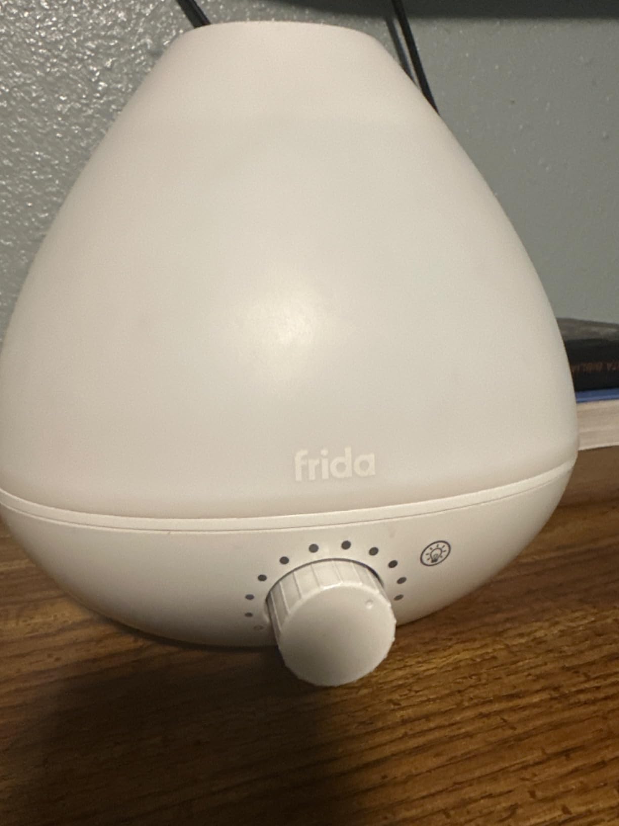 Frida Baby 3-in-1 XL Top Fill Humidifier for Bedroom, Cold & Flu Relief, 6L Tank Cool Mist Humidifier + Diffuser for Large Rooms, Mold Resistant, Nightlight, Auto-Off, Quiet, Essential Oil Diffuser Customer Review Frida Baby 3-in-1 XL Top Fill Humidifier for Bedroom, Cold & Flu Relief, 6L Tank Cool Mist Humidifier + Diffuser for Large Rooms, Mold Resistant, Nightlight, Auto-Off, Quiet, Essential Oil Diffuser - Customer Photo 1