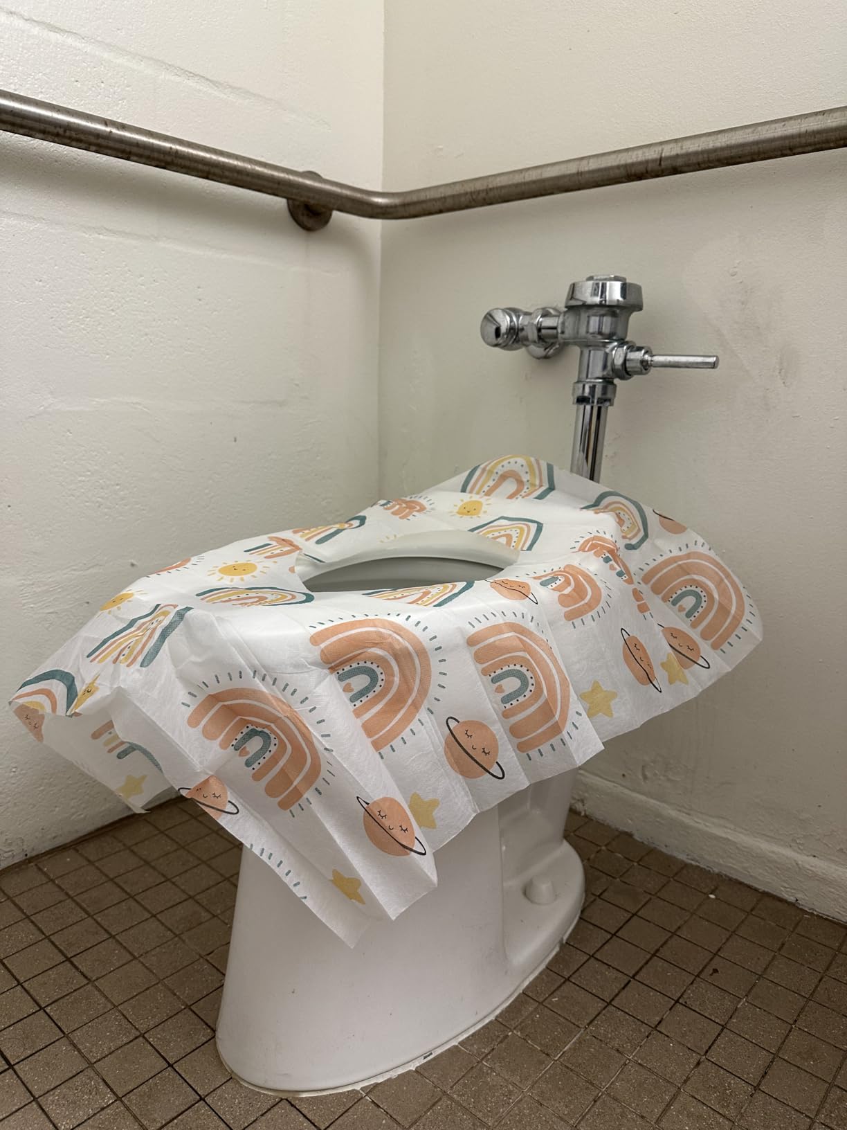 Toilet Seat Covers Disposable (50 Pack) - Flushable and Biodegradable, Extra Large XL Seat Covers for Adults Kids Potty Training, Travel Essential for Public Restrooms, Airplanes, Camping - Customer Photo 1