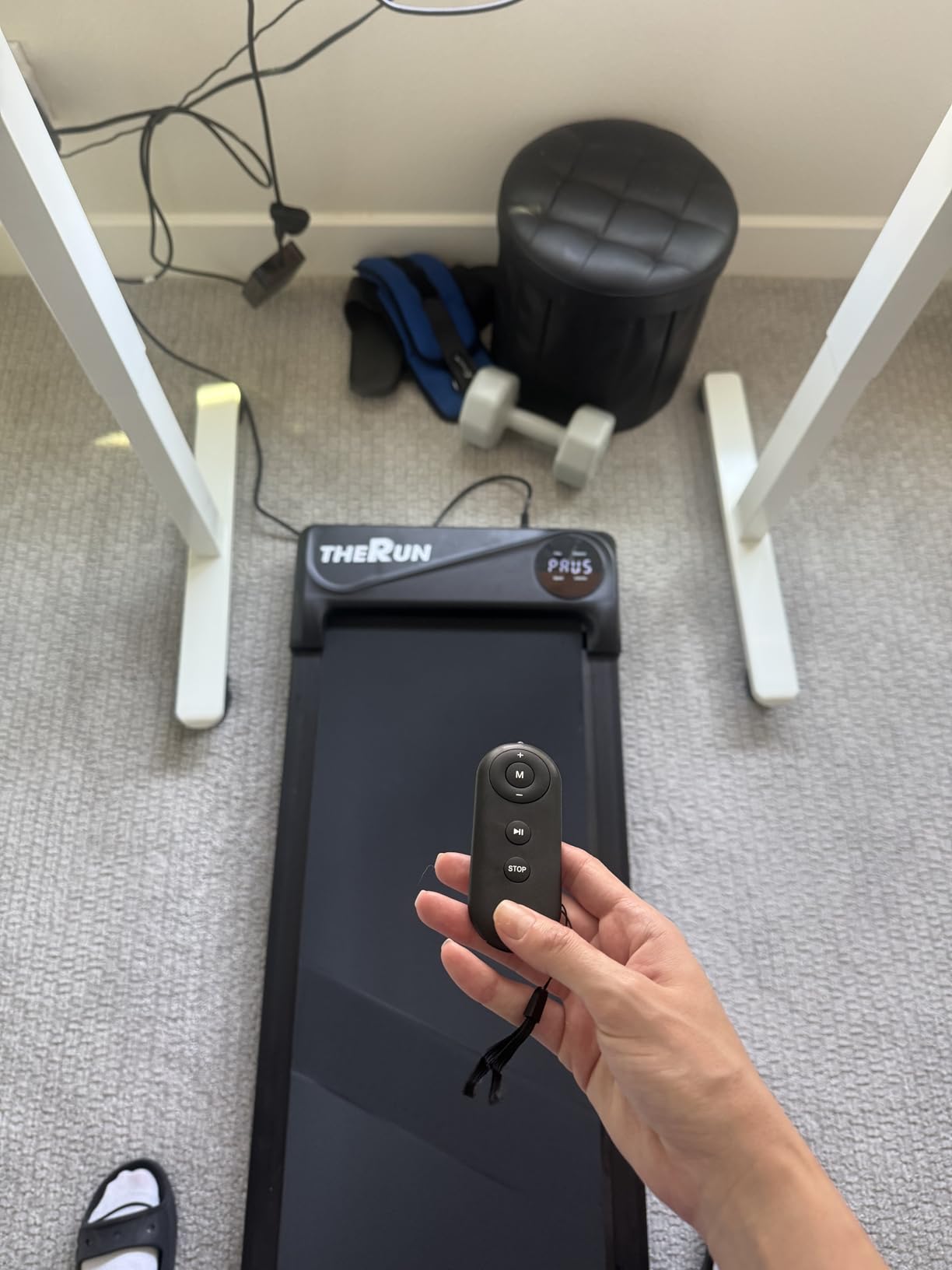 THERUN Walking Pad Treadmill Under Desk, Portable Mini Treadmill for Home/Office, Walking Pad Machine with 2.5HP and 265 lbs Weight Capacity Remote Control LED Display Customer Review THERUN Walking Pad Treadmill Under Desk, Portable Mini Treadmill for Home/Office, Walking Pad Machine with 2.5HP and 265 lbs Weight Capacity Remote Control LED Display - Customer Photo 1