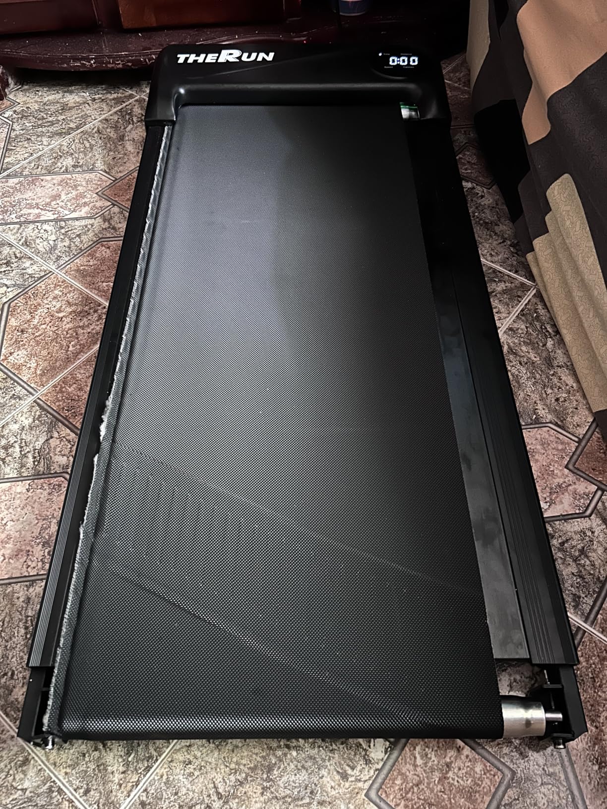 THERUN Walking Pad Treadmill Under Desk, Portable Mini Treadmill for Home/Office, Walking Pad Machine with 2.5HP and 265 lbs Weight Capacity Remote Control LED Display Customer Review THERUN Walking Pad Treadmill Under Desk, Portable Mini Treadmill for Home/Office, Walking Pad Machine with 2.5HP and 265 lbs Weight Capacity Remote Control LED Display - Customer Photo 2