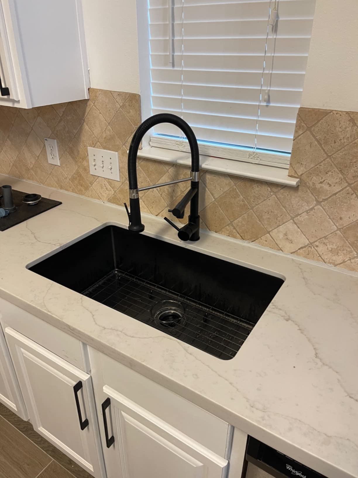 28 Inch Undermount Kitchen Sink Black, 28x18 Under Mount Gunmetal Black Stainless Steel 16 Gauge 9 Inch Deep Single Bowl Kitchen Sink with Strainer Customer Review 28 Inch Undermount Kitchen Sink Black, 28x18 Under Mount Gunmetal Black Stainless Steel 16 Gauge 9 Inch Deep Single Bowl Kitchen Sink with Strainer - Customer Photo 2