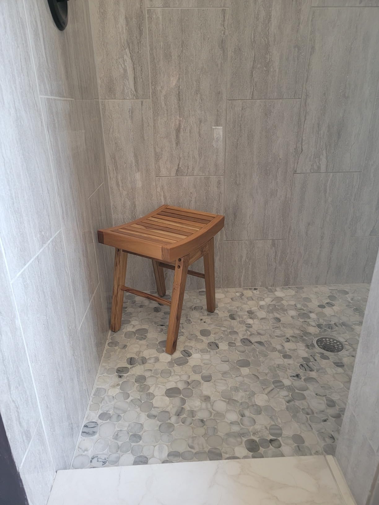 URFORESTIC Teak Shower Bench Teak Shower Stool Curved Seat,Wooden Stool for Bathroom Customer Review URFORESTIC Teak Shower Bench Teak Shower Stool Curved Seat,Wooden Stool for Bathroom - Customer Photo 1