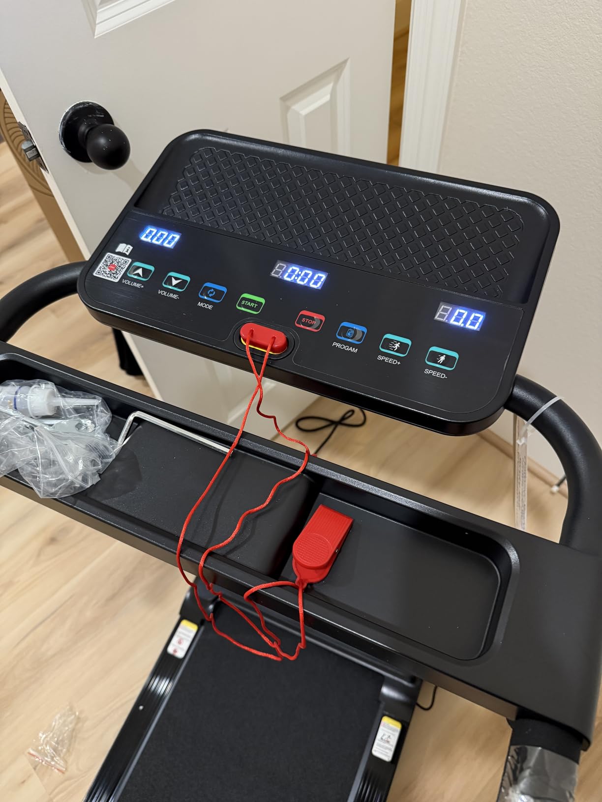 Treadmills for Home, 15% Incline Treadmill, Folding Treadmill Filpped Screen and Heart Rate Sensor, 3.0HP Quiet Brushless Dual Cushion System, 300lbs Weight Capacity Customer Review Photo LONTEK Treadmills for Home, 15% Incline Treadmill, Folding Treadmill Filpped Screen and Heart Rate Sensor, 3.0HP Quiet Brushless Dual Cushion System, 300lbs Weight Capacity - Customer Photo 2