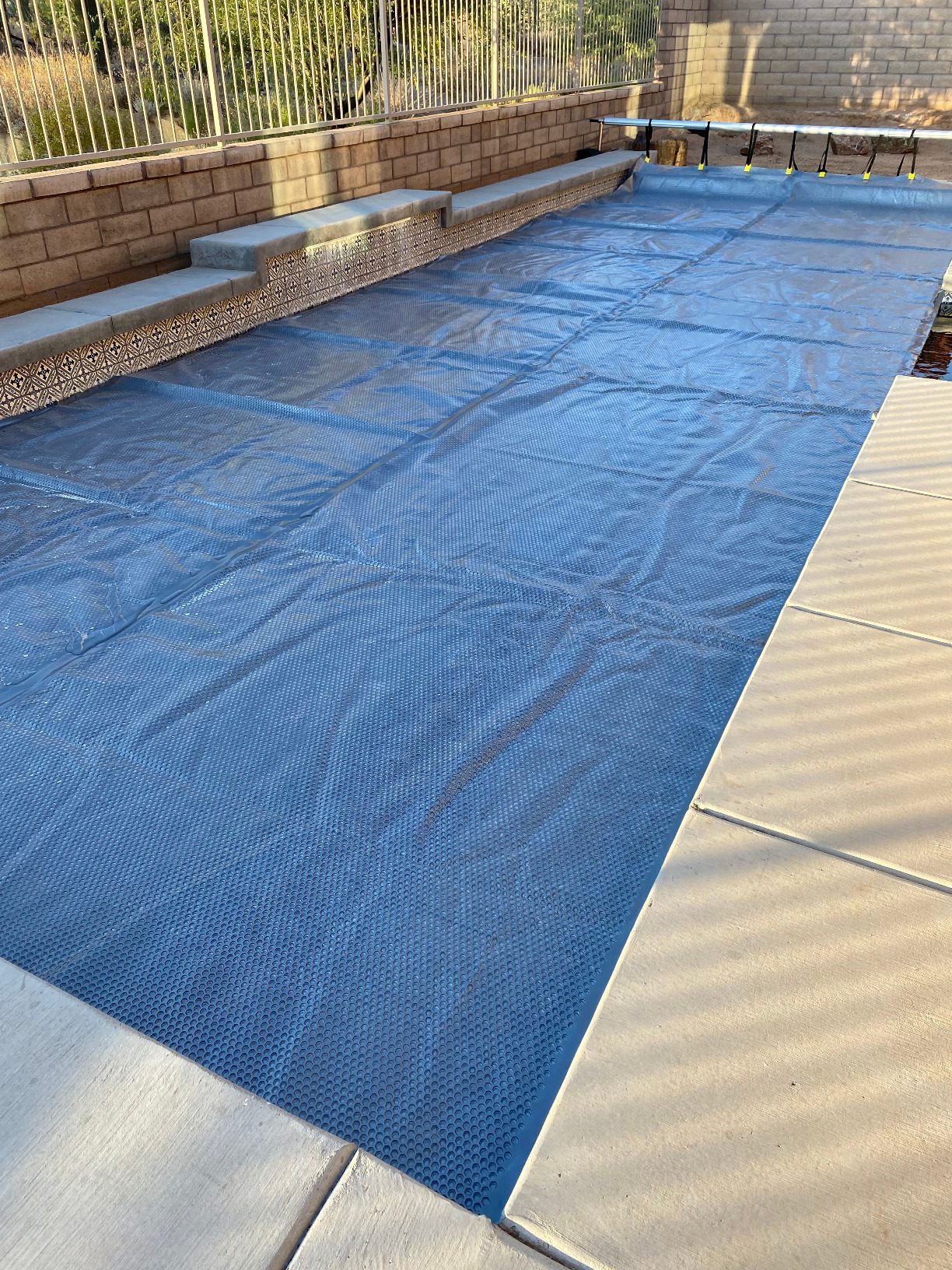 VINGLI Pool Cover Reel Set Pool Solar Cover Reel for Inground Swimming Pool, Aluminum Solar Swimming Inground Cover Blanket Reel (Upgrade) (21 Feet) Customer Review VINGLI Pool Cover Reel Set Pool Solar Cover Reel for Inground Swimming Pool, Aluminum Solar Swimming Inground Cover Blanket Reel (Upgrade) (21 Feet) - Customer Photo 2