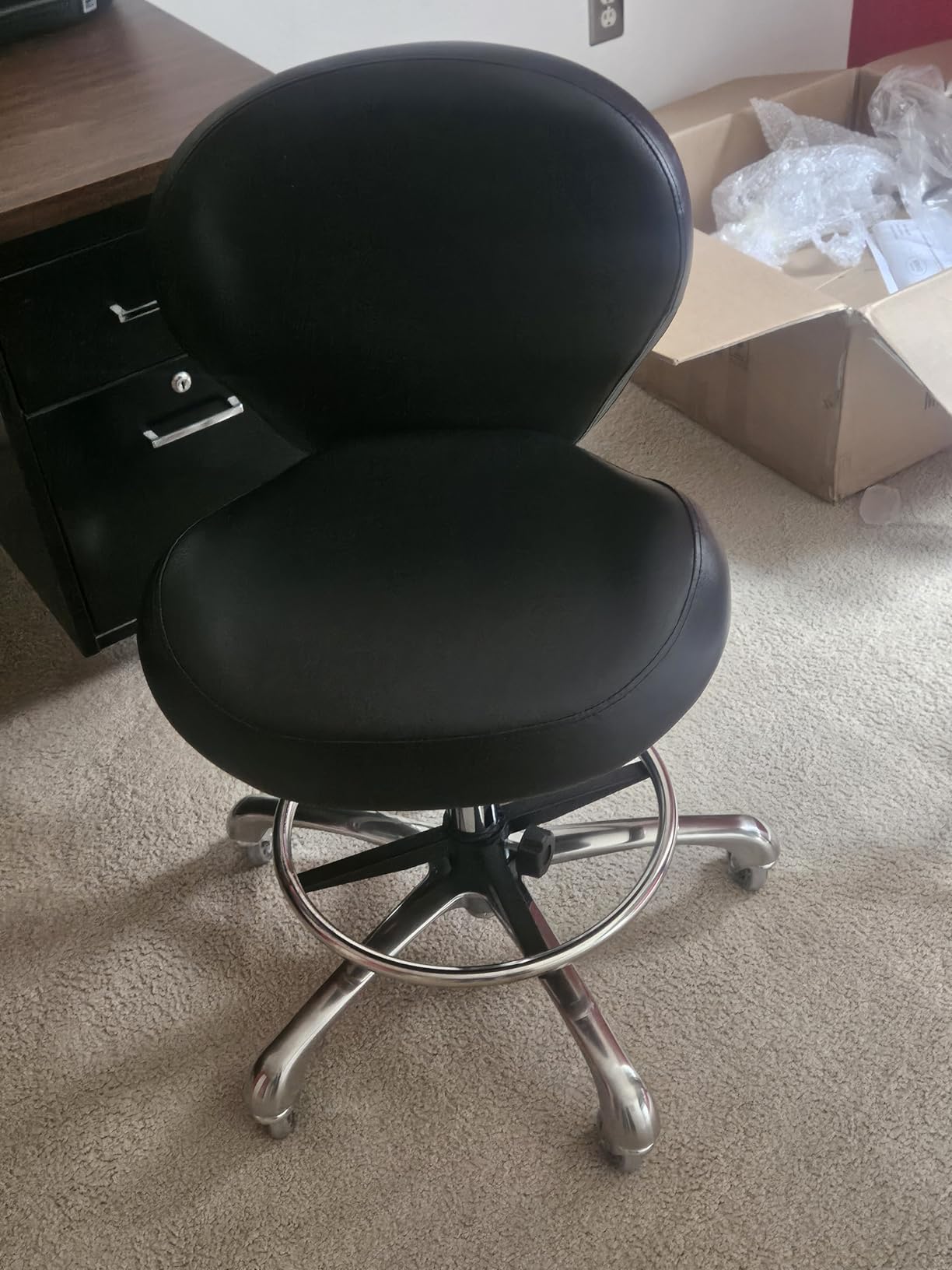 Grace&Grace Drafting Chair Adjustable Tall Shop Stool, Rolling Stool with Back Support for Studio, Classroom, Lab, Counter, Medical (Black) Customer Review Grace&Grace Drafting Chair Adjustable Tall Shop Stool, Rolling Stool with Back Support for Studio, Classroom, Lab, Counter, Medical (Black) - Customer Photo 2