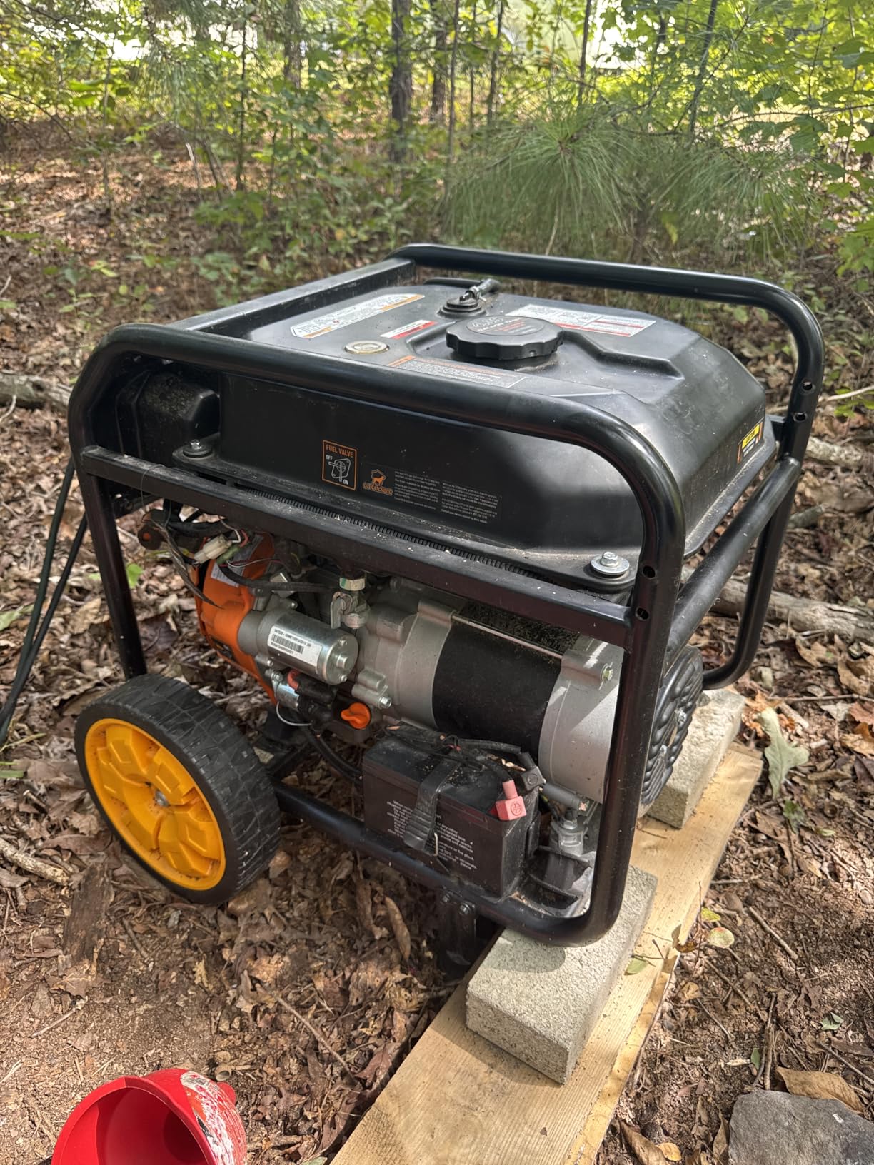 WEN 5,600-Watt Dual Fuel Portable Generator with Wheel Kit, Electric Start, and CO Watchdog (DF5600X) Customer Review WEN 5,600-Watt Dual Fuel Portable Generator with Wheel Kit, Electric Start, and CO Watchdog (DF5600X) - Customer Photo 1