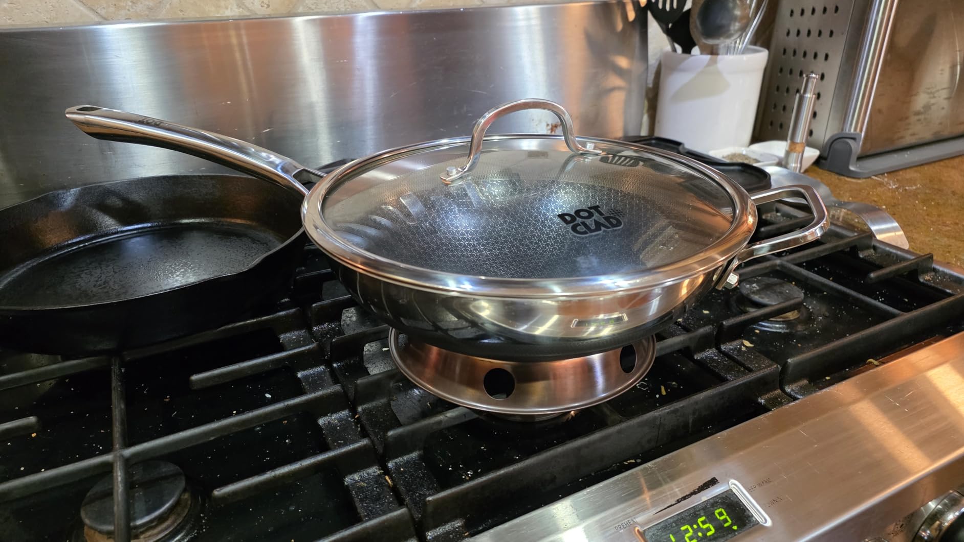 Wok pan,Hybrid 13 inch Wok with Lid, PFOA Free Cookware,non stick Stainless Steel Woks & Stir-fry pans Nonstick, Dishwasher and Oven Safe, Works on Induction Customer Review Wok pan,Hybrid 13 inch Wok with Lid, PFOA Free Cookware,non stick Stainless Steel Woks & Stir-fry pans Nonstick, Dishwasher and Oven Safe, Works on Induction - Customer Photo 1