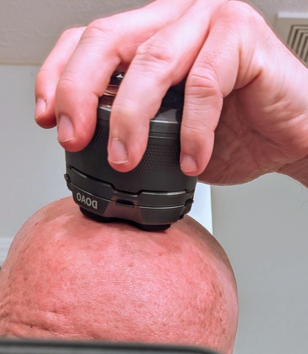 Head Shaver for Bald Men,DOAO Waterproof Wet Dry Bald Head Shavers, 6D LED Display Electric Rechargeable Head Shaving Kit with Type-C Charge Customer Review Head Shaver for Bald Men,DOAO Waterproof Wet Dry Bald Head Shavers, 6D LED Display Electric Rechargeable Head Shaving Kit with Type-C Charge - Customer Photo 2