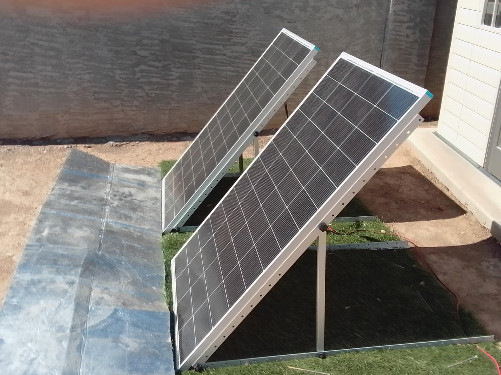Renogy 100W Solar Panel N-Type, 12V 100 Watt Solar Panel 16BB 25% High-Efficiency, N-Type Solar Panels for RV Marine Boat Trailer Camper Rooftop Farm and Other Off-Grid System Customer Review Renogy 100W Solar Panel N-Type, 12V 100 Watt Solar Panel 16BB 25% High-Efficiency, N-Type Solar Panels for RV Marine Boat Trailer Camper Rooftop Farm and Other Off-Grid System - Customer Photo 1