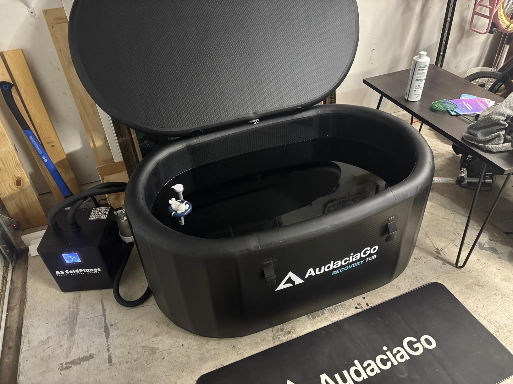XXL Ice Bath Tub for Athletes, Compatible with Water Chillers, 216-Gallon Inflatable Cold Plunge Tub with Insulated Lid, Thermometer, Water-Absorbent Mat, Portable for Outdoor & Indoor Recovery Customer Review XXL Ice Bath Tub for Athletes, Compatible with Water Chillers, 216-Gallon Inflatable Cold Plunge Tub with Insulated Lid, Thermometer, Water-Absorbent Mat, Portable for Outdoor & Indoor Recovery - Customer Photo 1