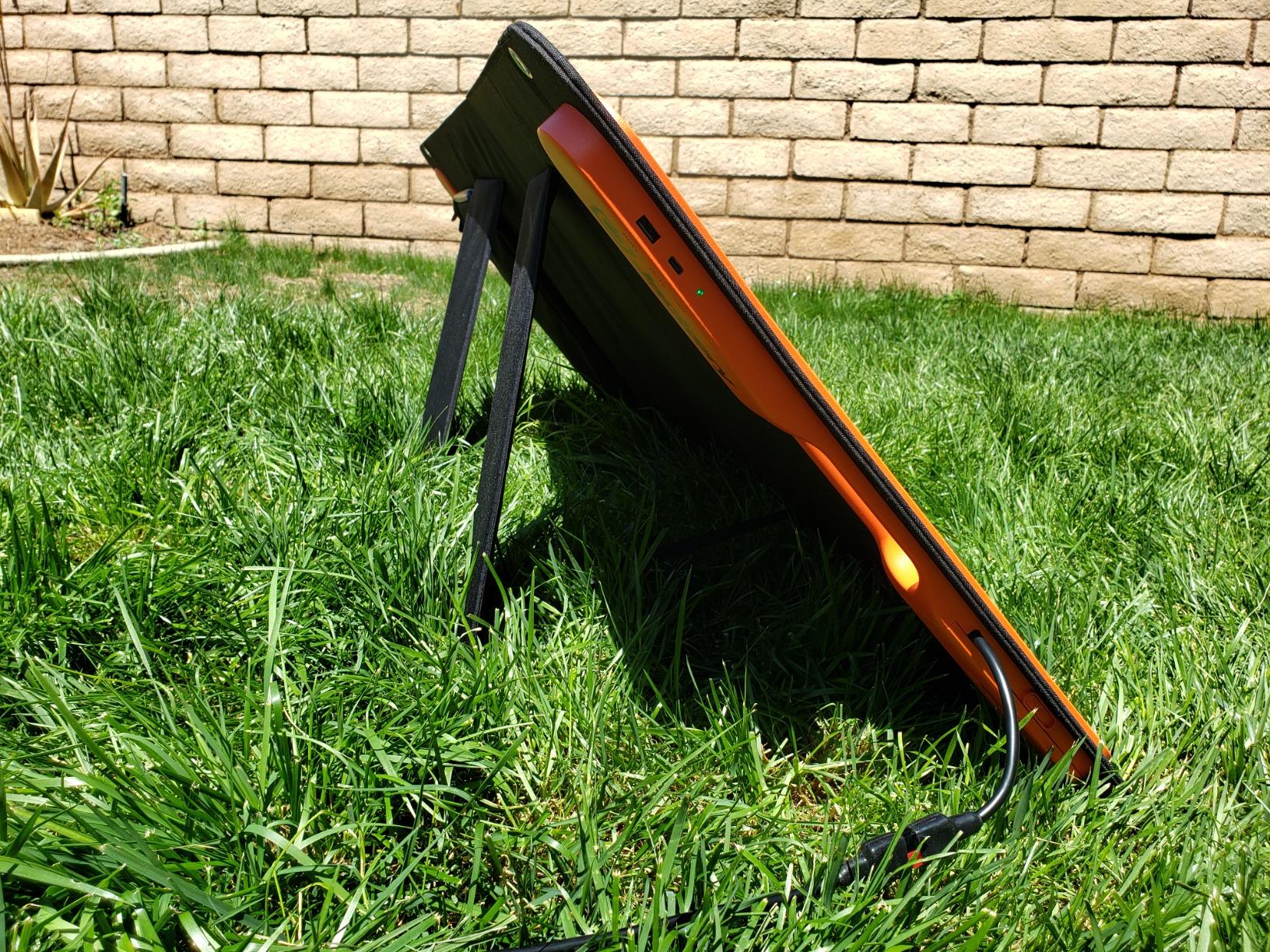 Jackery SolarSaga 100W Bifacial Portable Solar Panel for Explorer 240/300/500/1000/1500 Power Stations, Foldable Solar Cell Solar Charger with USB Outputs for Phones, Rooftops, Outdoor Camping and RVs Customer Review Jackery SolarSaga 100W Bifacial Portable Solar Panel for Explorer 240/300/500/1000/1500 Power Stations, Foldable Solar Cell Solar Charger with USB Outputs for Phones, Rooftops, Outdoor Camping and RVs - Customer Photo 2