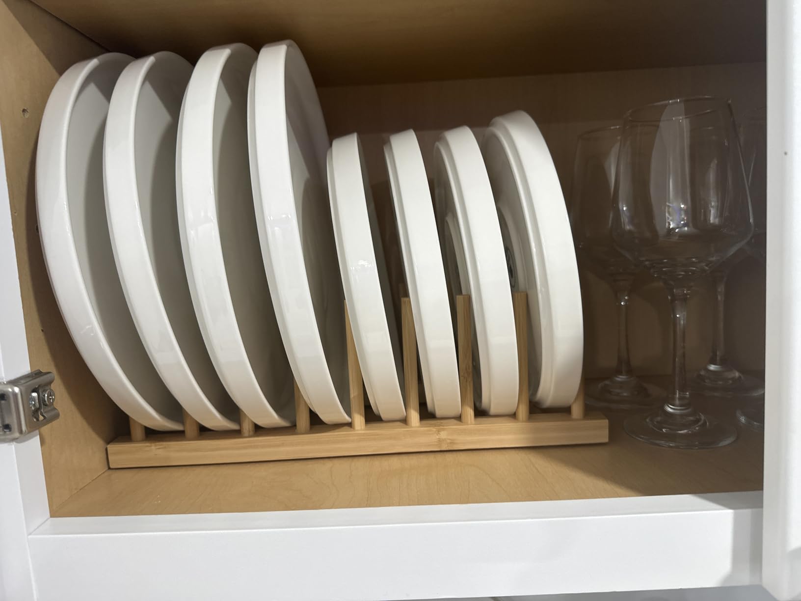 MALACASA 12 Pieces Porcelain Dinnerware Set, Modern White Dish Set for 4, Premium Serving Plates and Bowls Sets, Chip and Scratch Resistant Dishware Sets Kitchen Dishes Dining Ware Set, Series LEAH Customer Review MALACASA 12 Pieces Porcelain Dinnerware Set, Modern White Dish Set for 4, Premium Serving Plates and Bowls Sets, Chip and Scratch Resistant Dishware Sets Kitchen Dishes Dining Ware Set, Series LEAH - Customer Photo 1