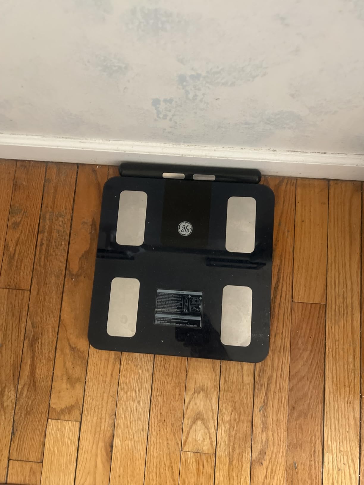 GE Smart Scale for Body Weight: 8-Electrode Digital Bathroom Scale for Weight Fat BMI Muscle Mass Full Body Composition Analyzer 27 Measurements Bluetooth Highly Accurate Weighing Machine, 400 lbs Customer Review GE Smart Scale for Body Weight: 8-Electrode Digital Bathroom Scale for Weight Fat BMI Muscle Mass Full Body Composition Analyzer 27 Measurements Bluetooth Highly Accurate Weighing Machine, 400 lbs - Customer Photo 2