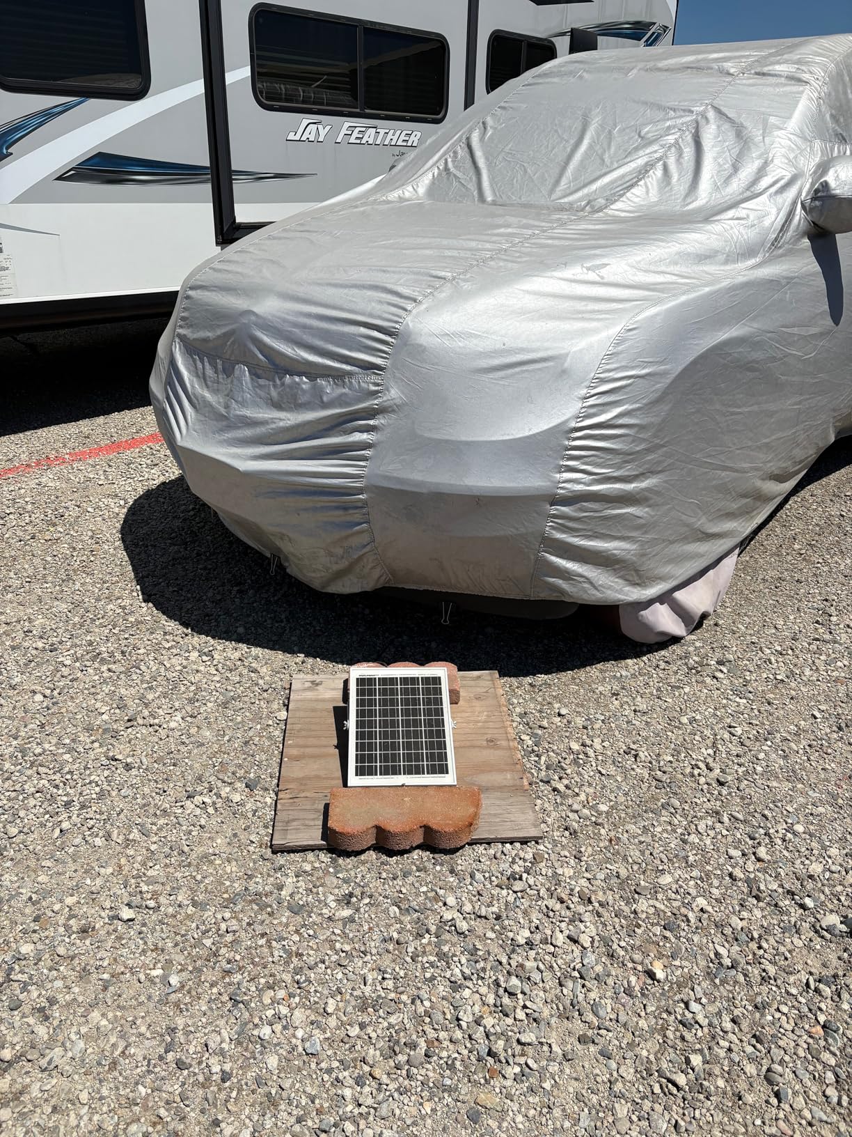 SOLPERK 100W Solar Battery Charger Solar Battery Maintainer + Upgrade 10A MPPT Charge Controller + Adjustable Mount Bracket for Car RV Boat Motorcycle,12V Waterproof Solar Panel Kit Trickle Charging Customer Review SOLPERK 100W Solar Battery Charger Solar Battery Maintainer + Upgrade 10A MPPT Charge Controller + Adjustable Mount Bracket for Car RV Boat Motorcycle,12V Waterproof Solar Panel Kit Trickle Charging - Customer Photo 2