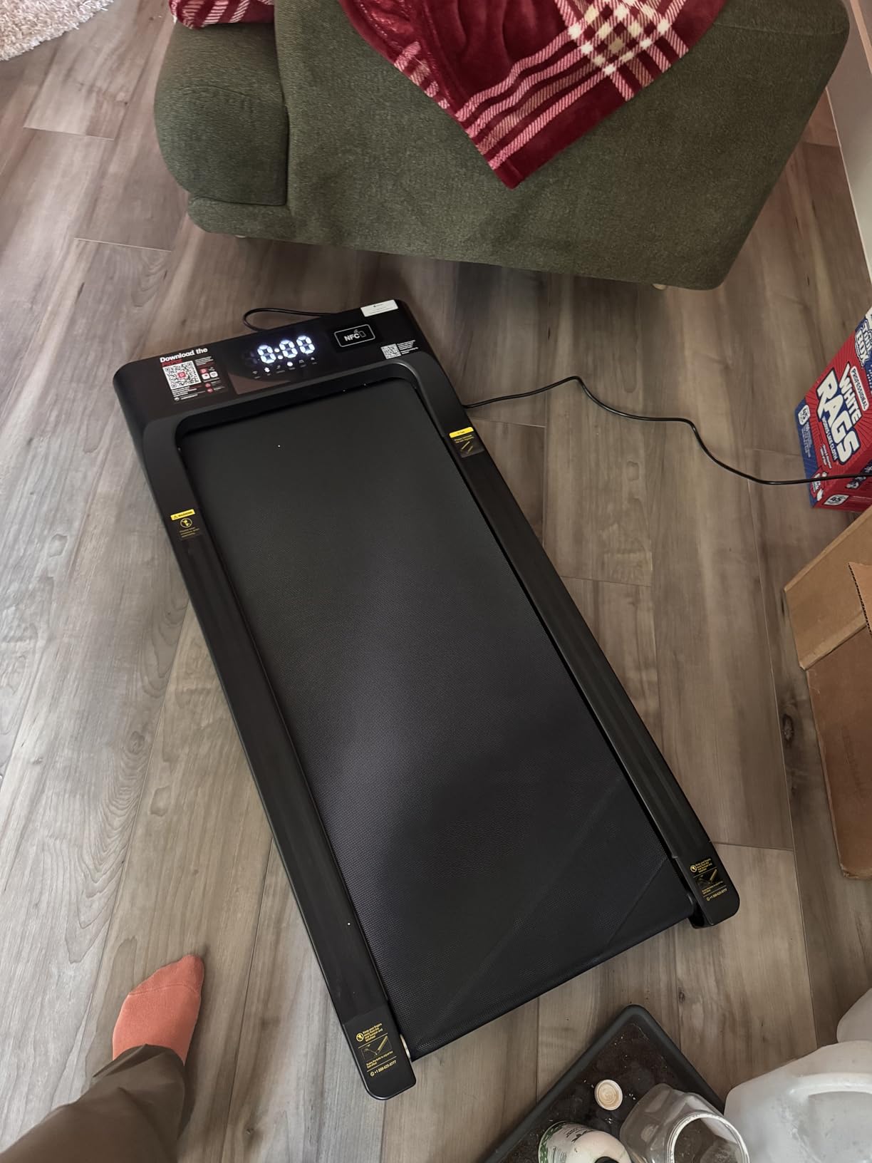Walking Pad Treadmills for Home Office, Under Desk Walk Mat with APP and Remote Control, 3 in 1 Portable Exercise Equipment, Compact Jogging Running Machine for Small Space, 250 Lbs Capacity Customer Review Walking Pad Treadmills for Home Office, Under Desk Walk Mat with APP and Remote Control, 3 in 1 Portable Exercise Equipment, Compact Jogging Running Machine for Small Space, 250 Lbs Capacity - Customer Photo 1