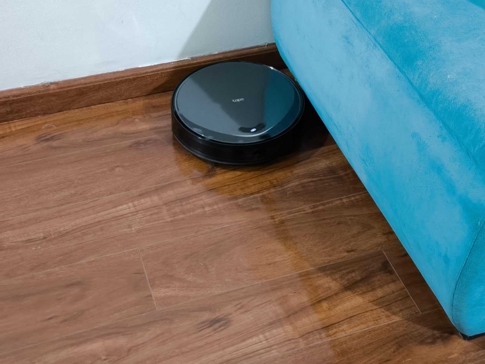 Tapo Ultra-Slim LiDAR Smart Navigation Robot Vacuum and Mop with Self-Emptying Dock, 5300Pa Max, 97%+ Dust Pickup Rate, Self-Charging, Compatible with Alexa & Google Home, RV20 Max Plus - Customer Photo 2