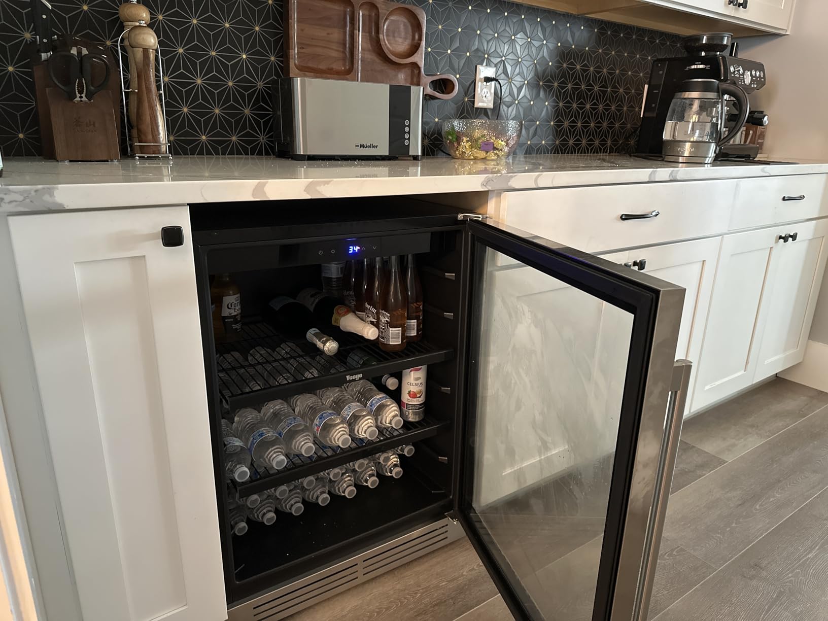 Yeego Beverage Refrigerator Cooler - 24 inch 180 Cans Mini Fridge with Glass Door, 34-54 ℉ Under Counter Refrigerator Built-in for Wine Beer Soda for Bar Bedroom Office Customer Review Yeego Beverage Refrigerator Cooler - 24 inch 180 Cans Mini Fridge with Glass Door, 34-54 ℉ Under Counter Refrigerator Built-in for Wine Beer Soda for Bar Bedroom Office - Customer Photo 1
