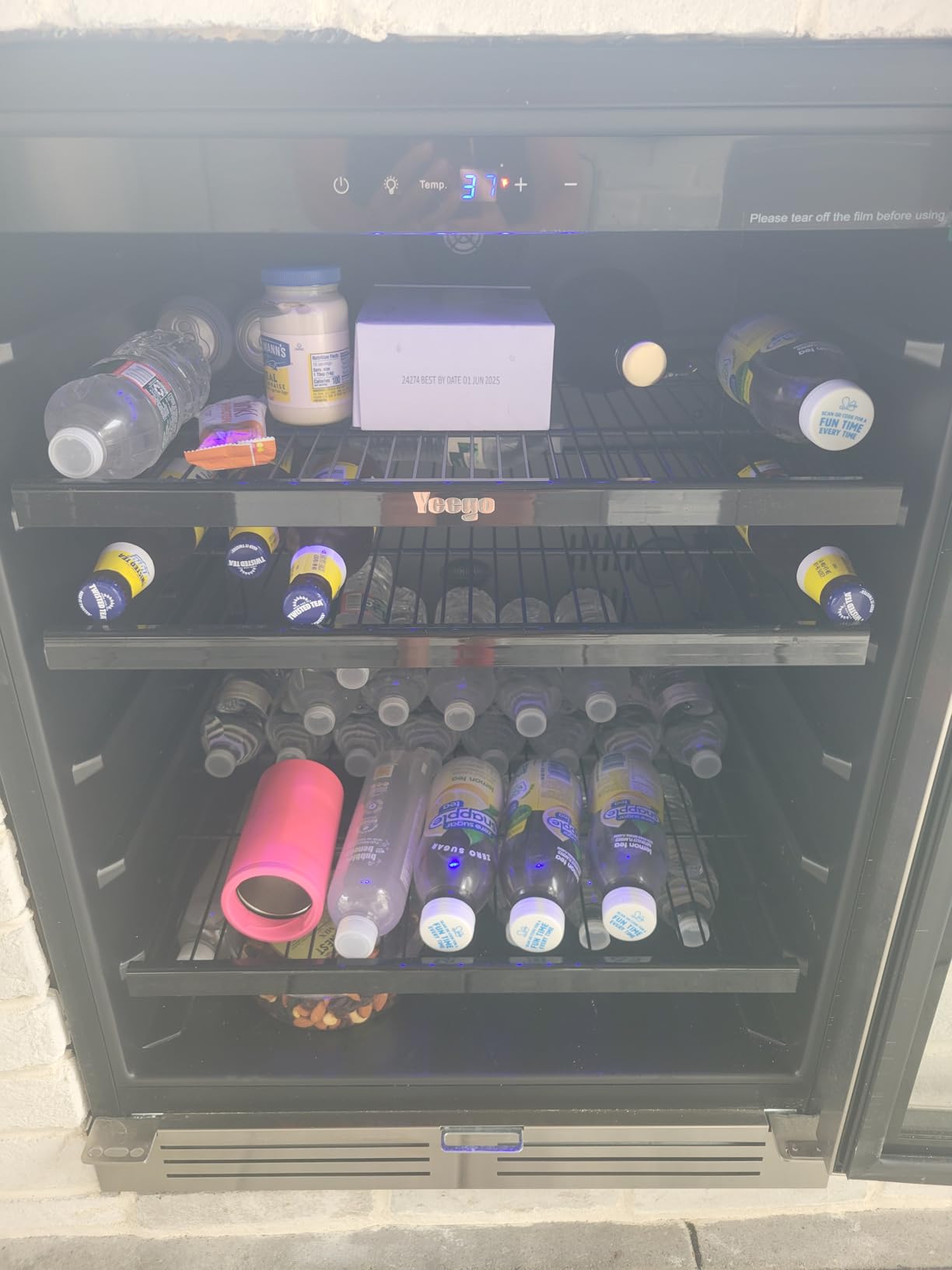 Yeego Beverage Refrigerator Cooler - 24 inch 180 Cans Mini Fridge with Glass Door, 34-54 ℉ Under Counter Refrigerator Built-in for Wine Beer Soda for Bar Bedroom Office Customer Review Yeego Beverage Refrigerator Cooler - 24 inch 180 Cans Mini Fridge with Glass Door, 34-54 ℉ Under Counter Refrigerator Built-in for Wine Beer Soda for Bar Bedroom Office - Customer Photo 2