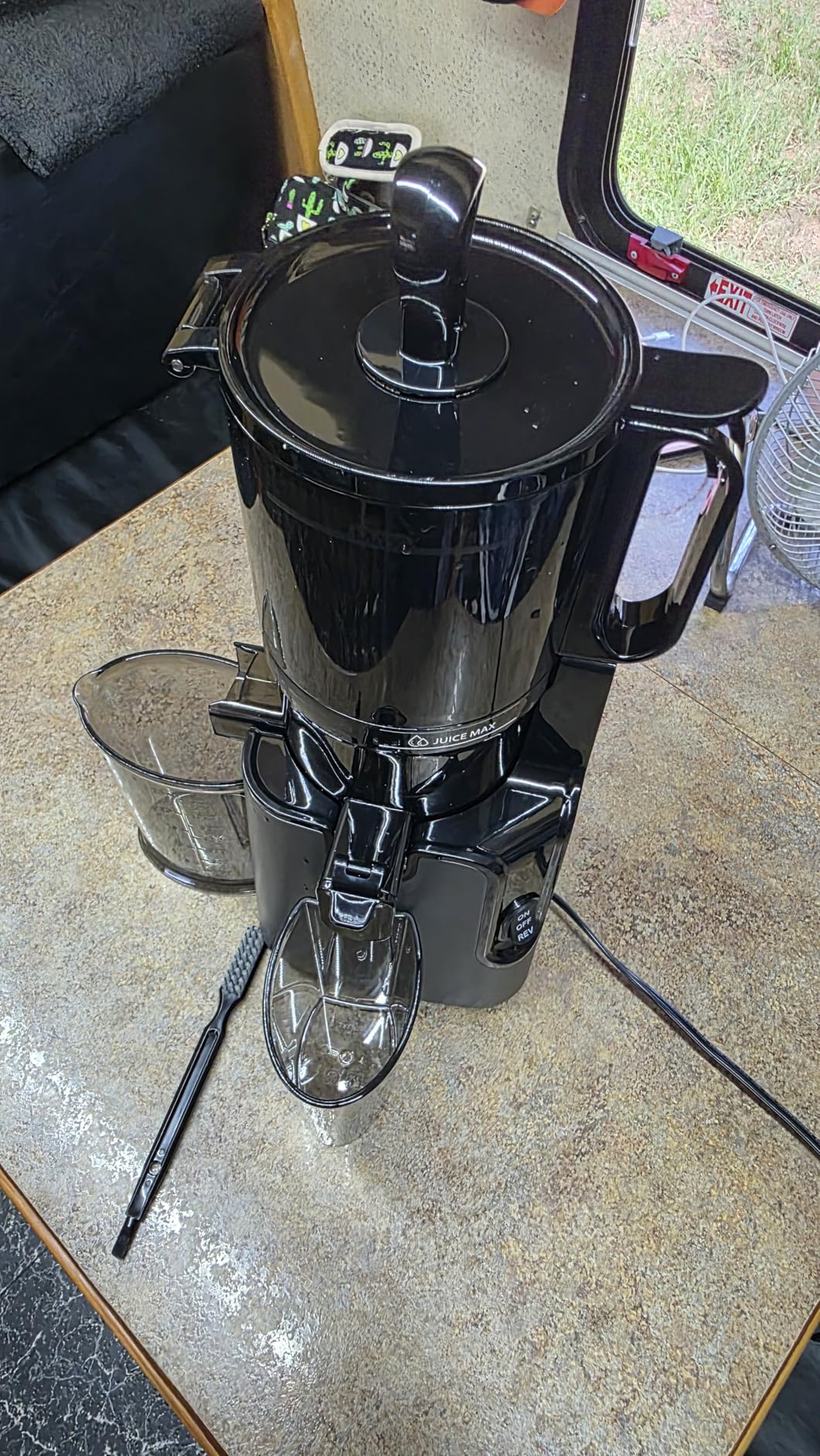Juicer Machines with 5.4 Juicer Machines with 5.4