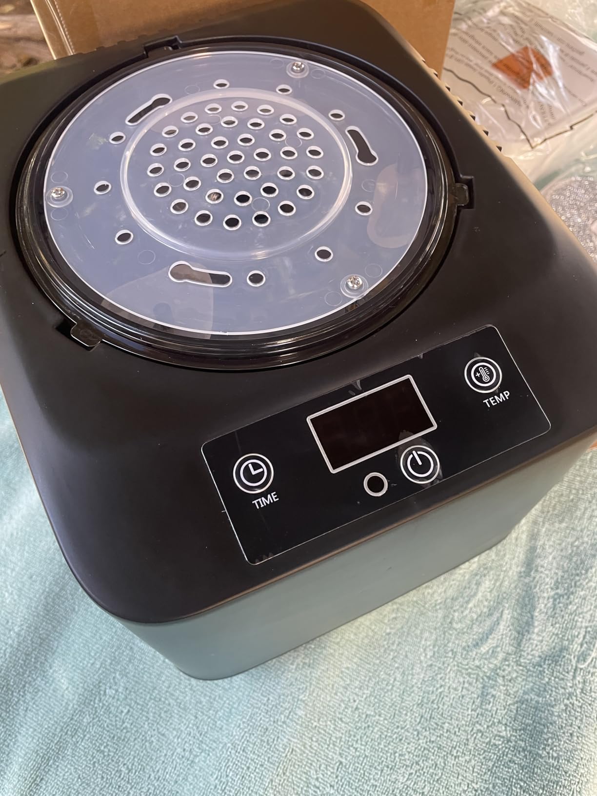 Portable Sauna Steamer Machine with Remote Control, 3L 1200W Upgrated Steam Generator for Sauna, 9 Levels, 120 MIN Timer, for Home Spa Sauna Accessories Customer Review Portable Sauna Steamer Machine with Remote Control, 3L 1200W Upgrated Steam Generator for Sauna, 9 Levels, 120 MIN Timer, for Home Spa Sauna Accessories - Customer Photo 2