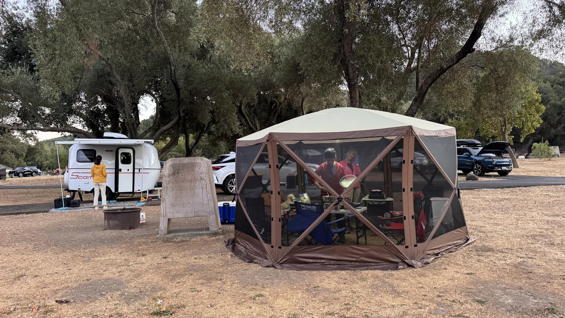 VEVOR Pop Up Gazebo Screen Tent 6 Sided Canopy Sun Shelter with 6 Removable Privacy Wind Cloths & Mesh Windows, 11.5x11.5FT Quick Set Screen Tent with Mosquito Netting, Brown - Customer Photo 1
