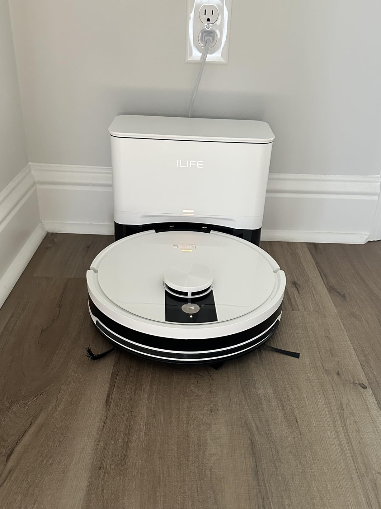 ILIFE A12 Pro Robot Vacuum and Mop Combo, Self Emptying Station for 60 Days, LiDAR Navigation, Home Mapping, No-Go Zones, 2.4G WiFi/App/Alexa/Remote Control, for Hard Floors, 110V Customer Review ILIFE A12 Pro Robot Vacuum and Mop Combo, Self Emptying Station for 60 Days, LiDAR Navigation, Home Mapping, No-Go Zones, 2.4G WiFi/App/Alexa/Remote Control, for Hard Floors, 110V - Customer Photo 2