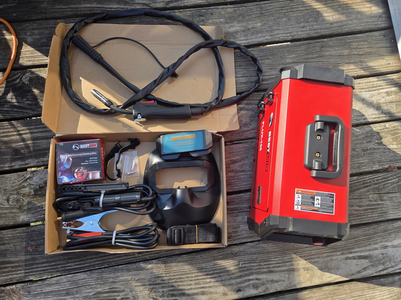 BESTMIG 135A MIG Welder - 3-in-1 Flux Core Welder, MIG/Lift TIG/Stick Welding Machine - Portable IGBT Inverter - 110V with Welder Helmet and Gloves (Red Black, MIG 135A Welder) Customer Review BESTMIG 135A MIG Welder - 3-in-1 Flux Core Welder, MIG/Lift TIG/Stick Welding Machine - Portable IGBT Inverter - 110V with Welder Helmet and Gloves (Red Black, MIG 135A Welder) - Customer Photo 1