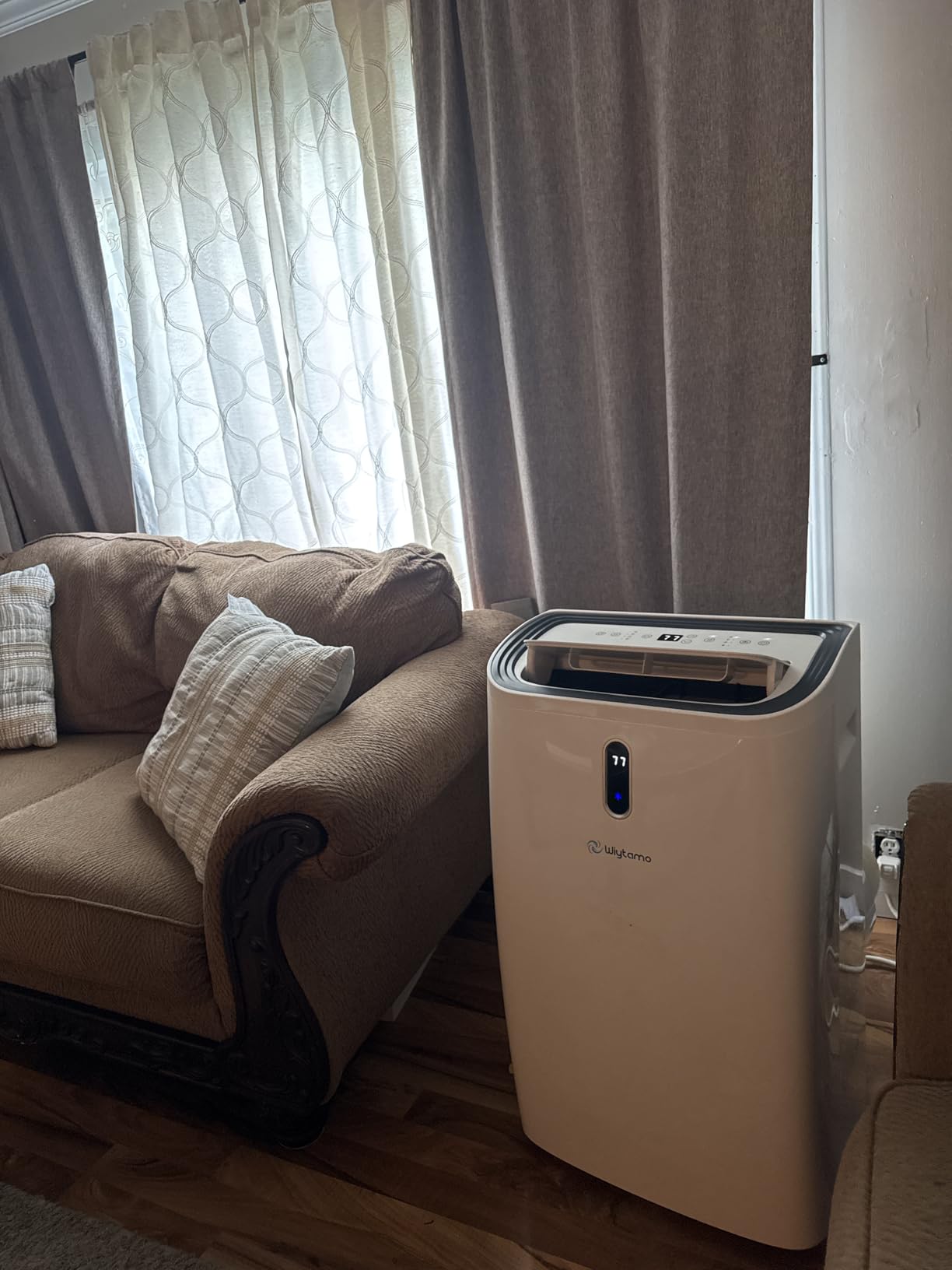 14,000 BTU Portable Air Conditioners Cool Up to 700 Sq.Ft, Cool, Heat, Dehumidifier & Fan 4 in 1 Air Conditioner for Room, Portable AC Unit with Remote/Sleep Mode/Auto Swing Fans/Self Evaporation Customer Review 14,000 BTU Portable Air Conditioners Cool Up to 700 Sq.Ft, Cool, Heat, Dehumidifier & Fan 4 in 1 Air Conditioner for Room, Portable AC Unit with Remote/Sleep Mode/Auto Swing Fans/Self Evaporation - Customer Photo 1