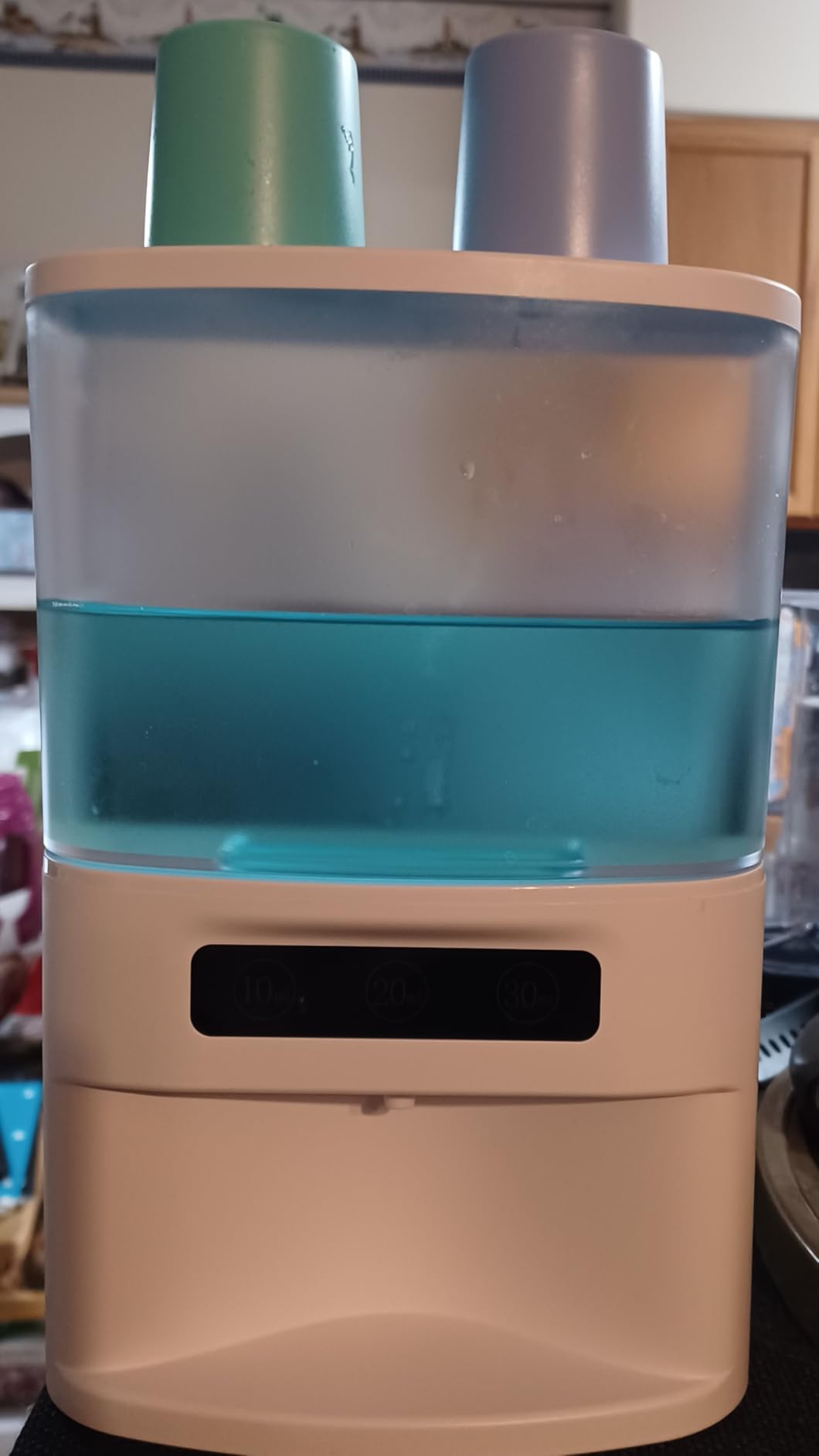 Automatic Mouthwash Dispenser for Bathroom,550 ML(19.36 FL OZ) Capacity 2600mAh Battery Extra-Long Standby Time Pump Silent Mouthwash Dispenser with Two Cups,Suitable for All Age Groups Customer Review Automatic Mouthwash Dispenser for Bathroom,550 ML(19.36 FL OZ) Capacity 2600mAh Battery Extra-Long Standby Time Pump Silent Mouthwash Dispenser with Two Cups,Suitable for All Age Groups - Customer Photo 2