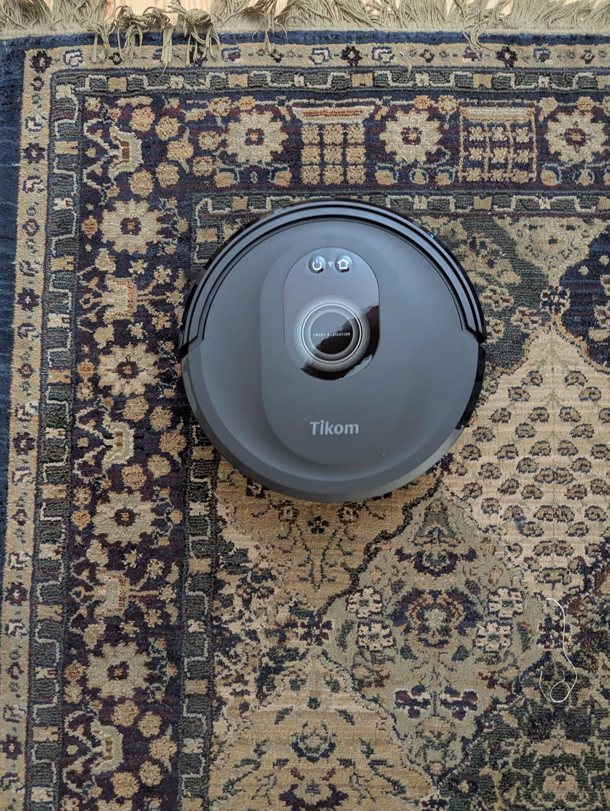 Tikom Robot Vacuum and Mop Combo, 5000Pa Robotic Vacuum Cleaner, 150 Min Max, App & Remote Control, Ideal for Hard Floor, Carpet, Pet Hair, Self-Charge(G8000 Max) Customer Review Tikom Robot Vacuum and Mop Combo, 5000Pa Robotic Vacuum Cleaner, 150 Min Max, App & Remote Control, Ideal for Hard Floor, Carpet, Pet Hair, Self-Charge(G8000 Max) - Customer Photo 1