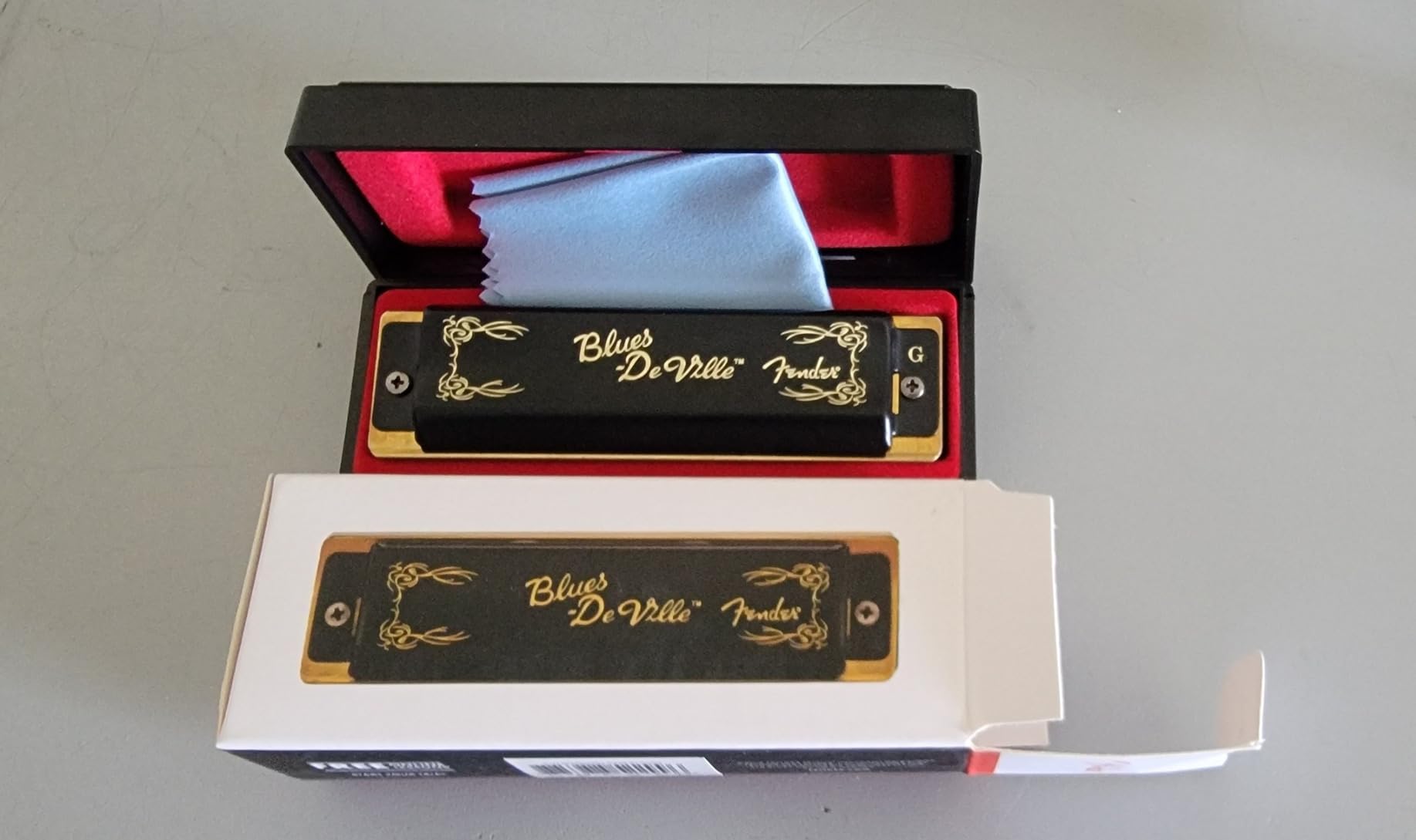 Fender Groove Pro Chromatic 12-Hole Harmonica - Key of C Bundle with Case, Polishing Cloth, and Austin Bazaar Instructional Manual - Customer Photo 2