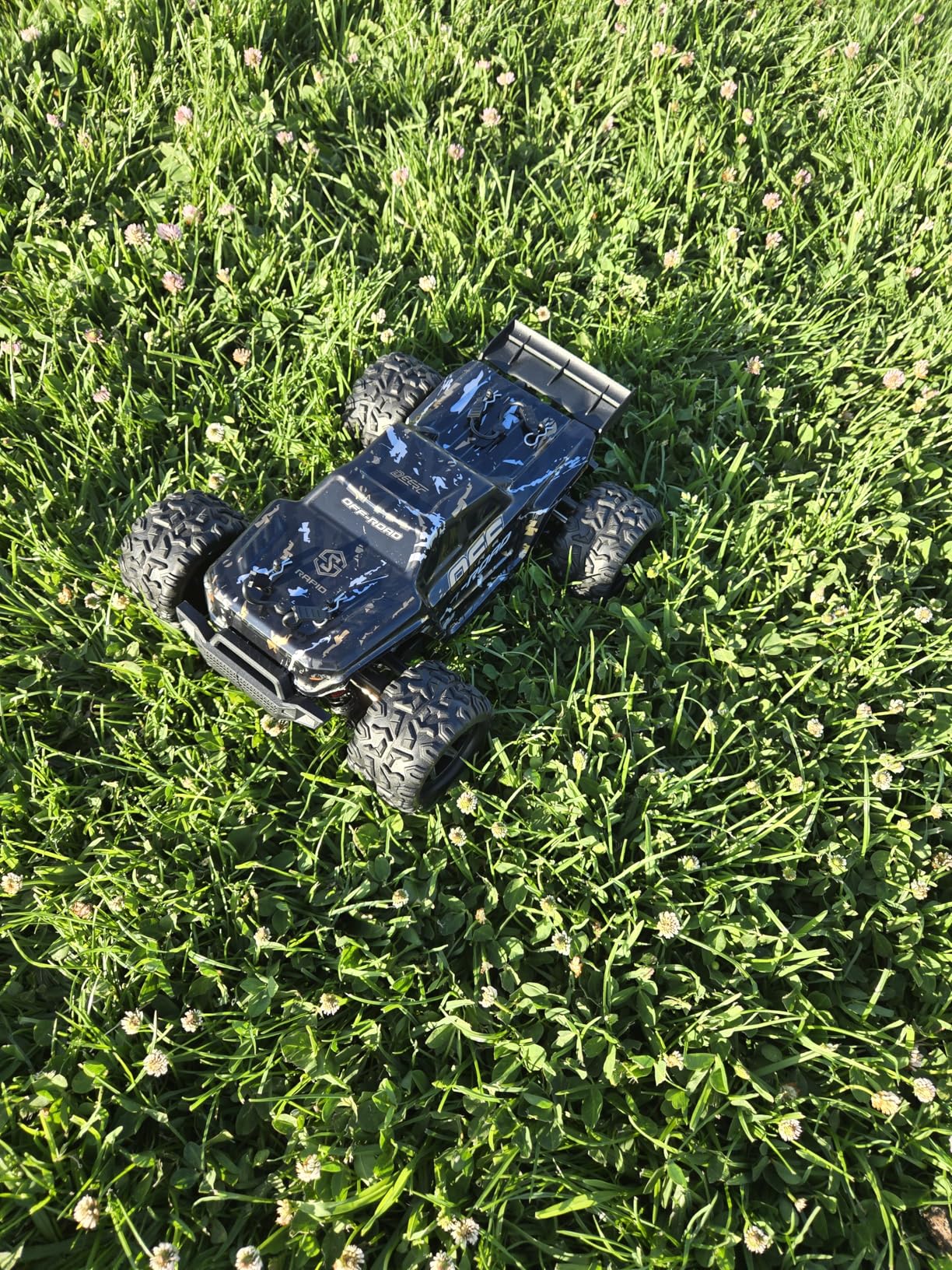 DEERC 9309E 1/16 All Terrain Fast RC Cars for Adults 40KPH,4WD Electric Off-Road Remote Control Monster Truck,2.4Ghz High Speed Car,Waterproof Monster Truck with 2 Batteries for Boys & Kids - Customer Photo 1