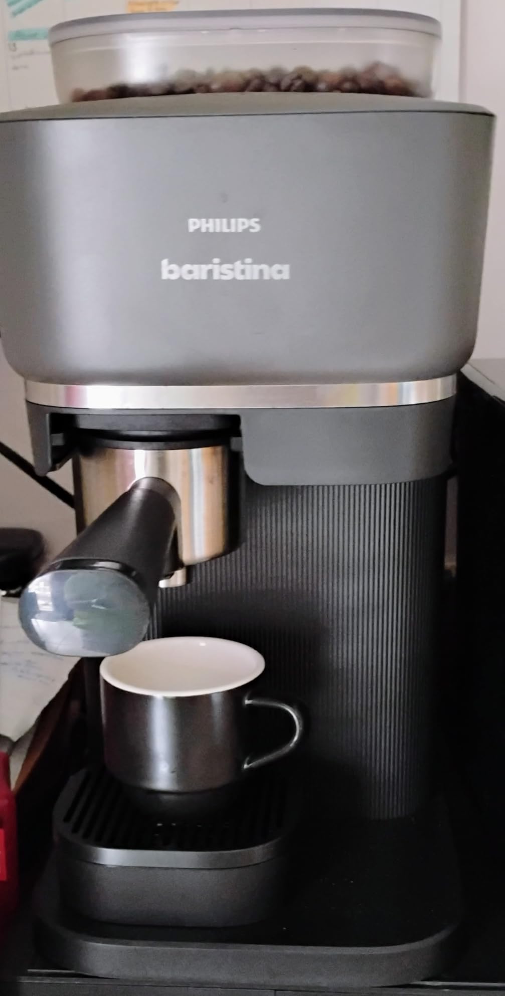 Philips Baristina Espresso Machine, Grind, Tamp & Brew Coffee Beans in One Swipe, Compact, 16 Bar Pump Pressure, Automatic Grinder Customer Review Philips Baristina Espresso Machine, Grind, Tamp & Brew Coffee Beans in One Swipe, Compact, 16 Bar Pump Pressure, Automatic Grinder - Customer Photo 1