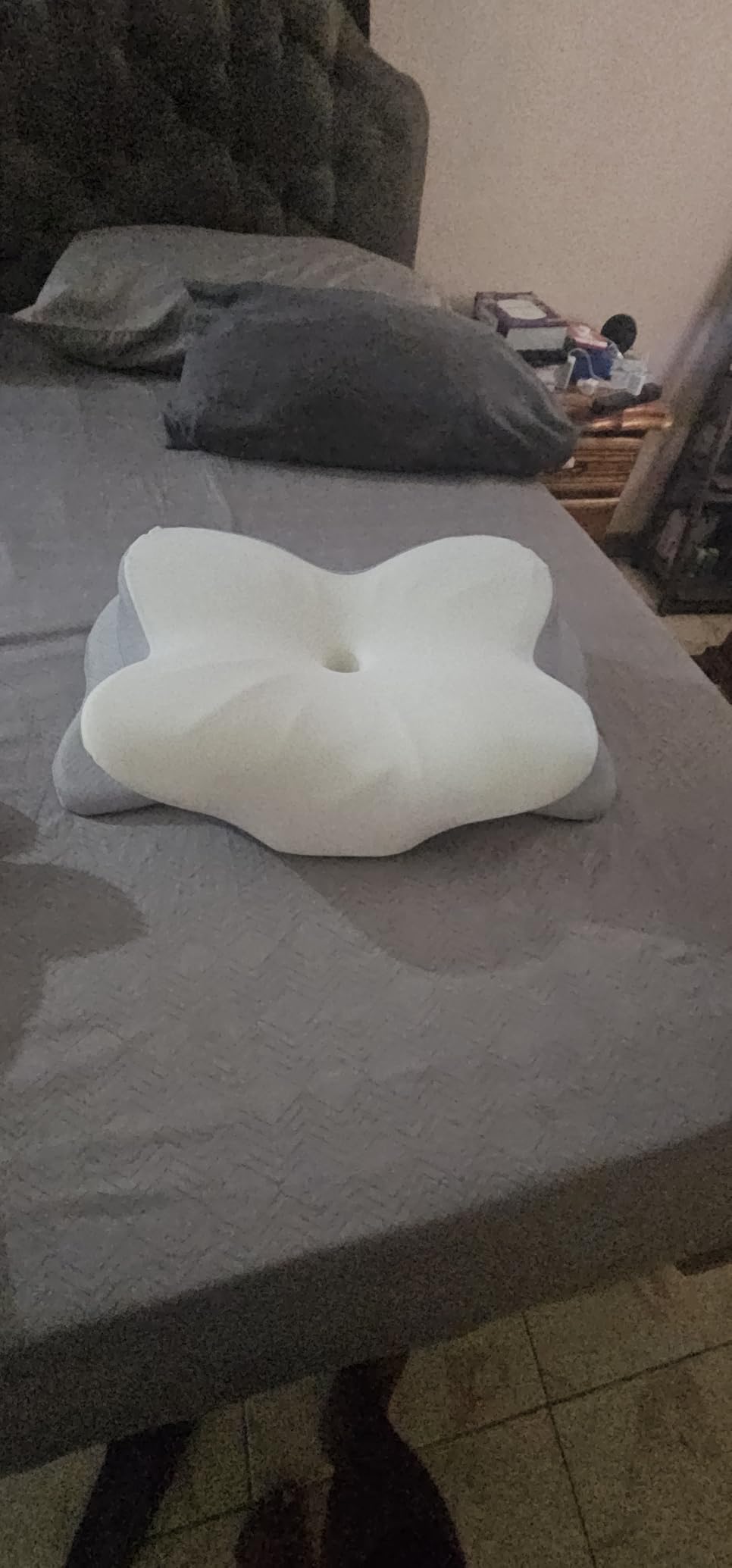 Cervical Neck Pillow, Ergonomic Memory Foam Pillows for Neck Pain Relief with Breathable Pillowcase, Adjustable Contour Neck Support Pillow for Side Back Stomach Sleepers, Odorless Customer Review Cervical Neck Pillow, Ergonomic Memory Foam Pillows for Neck Pain Relief with Breathable Pillowcase, Adjustable Contour Neck Support Pillow for Side Back Stomach Sleepers, Odorless - Customer Photo 2