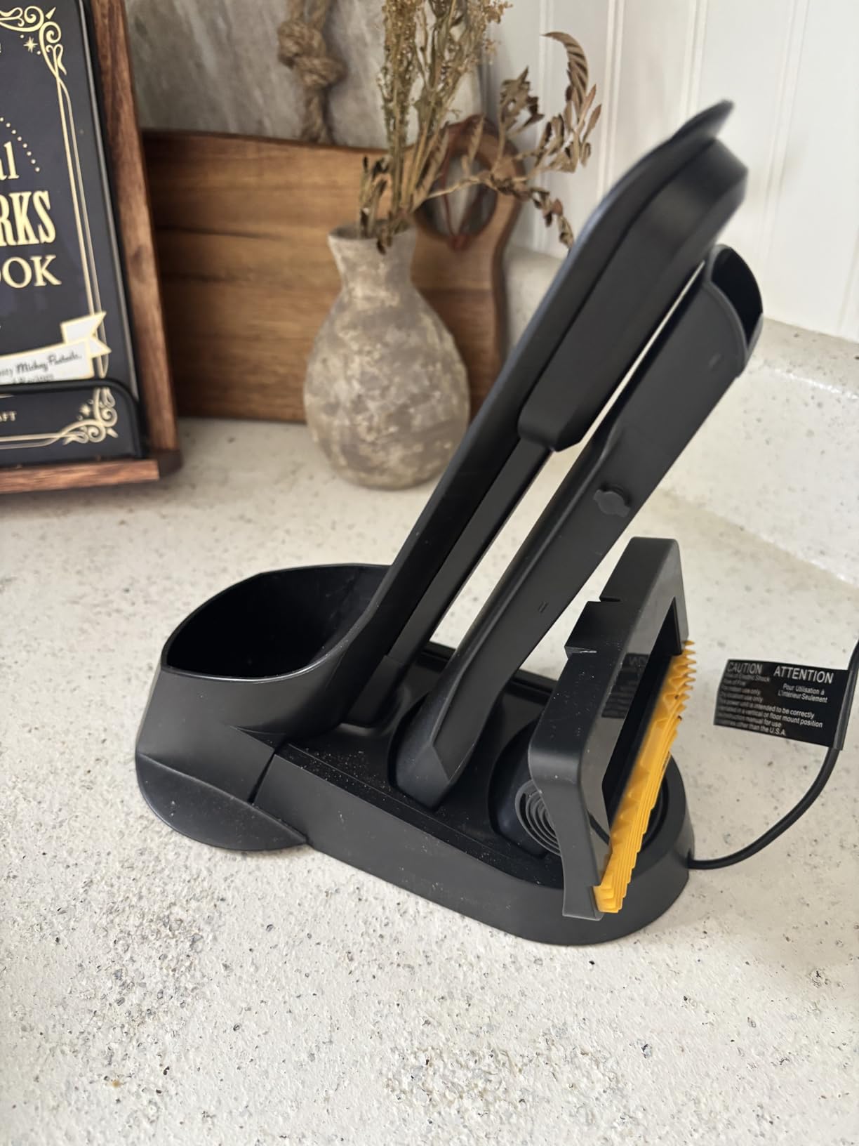 Shark Cyclone PET Handheld Vacuum with, HyperVelocity Suction, Powerful Pet Hair Pickup, Lightweight, XL Dust Cup, Including Upholstery Tool, 8