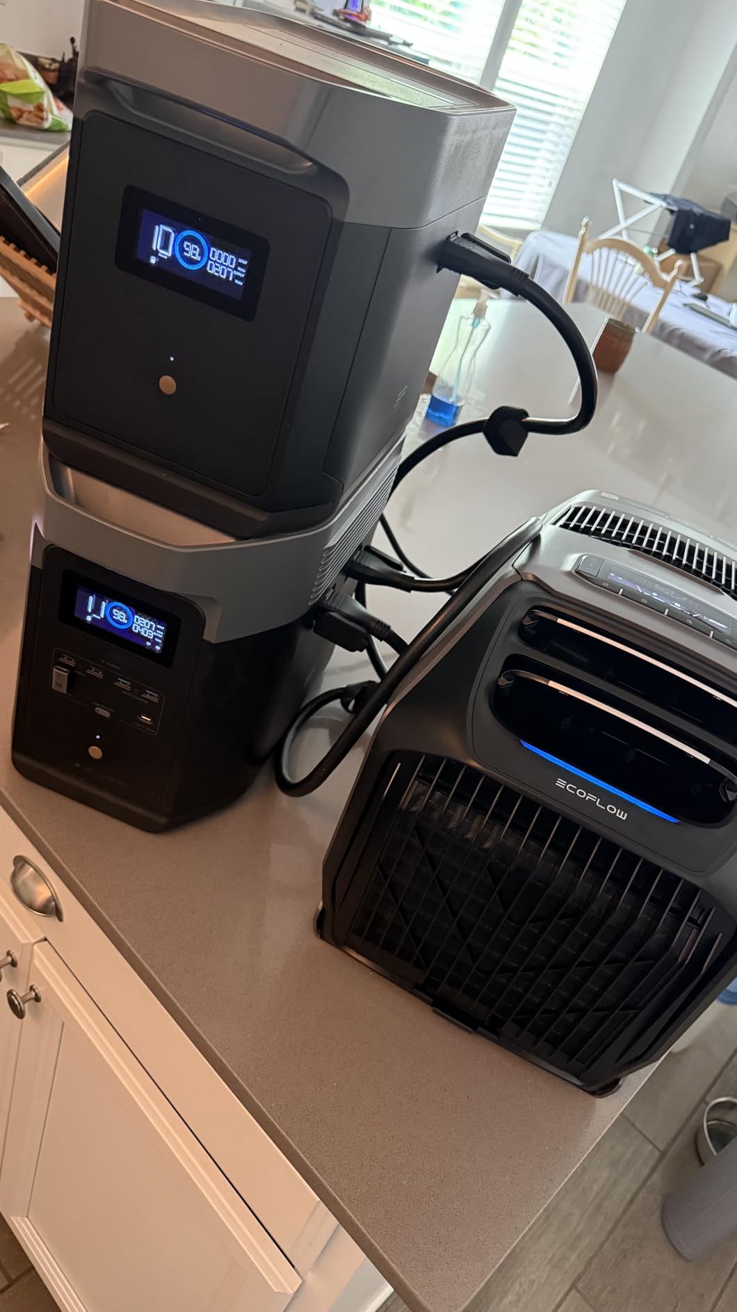 EF ECOFLOW WAVE 3 Portable Air Conditioner with Add-on Battery, 1800W/6100 BTU Cooling and 2000W/6800 BTU Heating, 1000W Fast Charging in 75 mins, 8H Wireless Running, APP Control, for camping, RVs Customer Review EF ECOFLOW WAVE 3 Portable Air Conditioner with Add-on Battery, 1800W/6100 BTU Cooling and 2000W/6800 BTU Heating, 1000W Fast Charging in 75 mins, 8H Wireless Running, APP Control, for camping, RVs - Customer Photo 2
