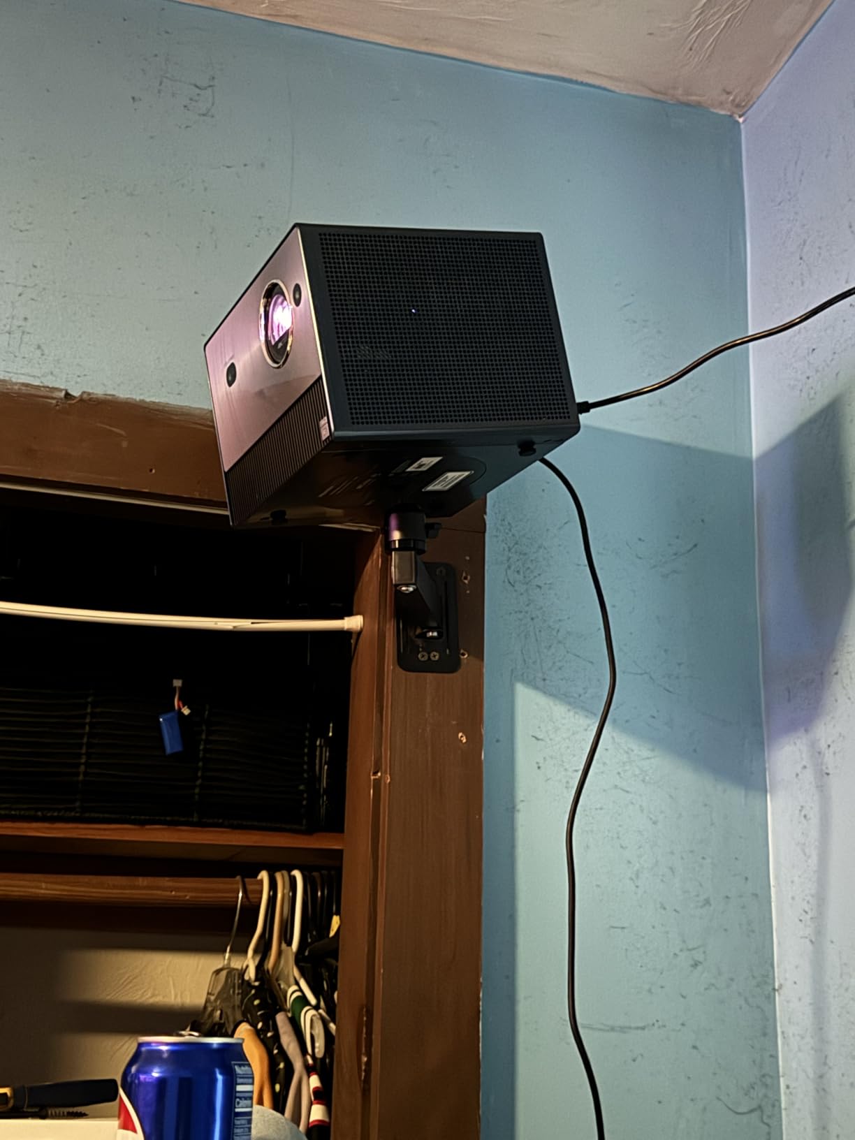 Projector Stand, Wall and Mini Ceiling Mount with 1/4-Inch Thread, 360-degree Rotation, Adjustable Tilt & Swivel, Foldable, Easy Setup Compatible with Most Projectors for Home, Office Customer Review Projector Stand, Wall and Mini Ceiling Mount with 1/4-Inch Thread, 360-degree Rotation, Adjustable Tilt & Swivel, Foldable, Easy Setup Compatible with Most Projectors for Home, Office - Customer Photo 1