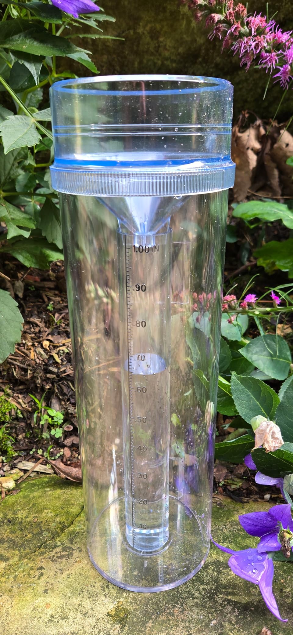 Rain Gauge Outdoor Professional Long Term Rain Gauge Mounting Bracket, Precisely Accurate to 1/100th of an Inch,UV and Heat Resistant, Non-Yellowing Rain Gauge Fit All Weather Conditions Customer Review Rain Gauge Outdoor Professional Long Term Rain Gauge Mounting Bracket, Precisely Accurate to 1/100th of an Inch,UV and Heat Resistant, Non-Yellowing Rain Gauge Fit All Weather Conditions - Customer Photo 1