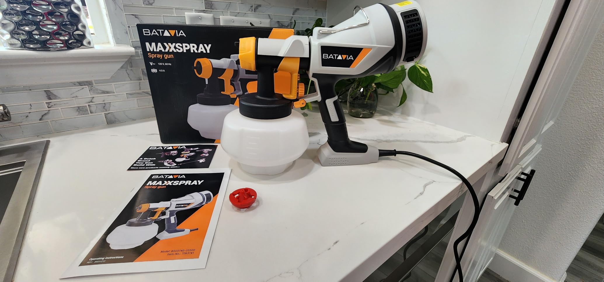 Paint Sprayer - BATAVIA HVLP Electric Spray Paint Gun, 1200ml High Capacity Container Easy to Clean, 4 Nozzles and 3 Patterns, for Furniture, Cabinets, Fence, Walls, Door, Garden Chairs etc Customer Review Paint Sprayer - BATAVIA HVLP Electric Spray Paint Gun, 1200ml High Capacity Container Easy to Clean, 4 Nozzles and 3 Patterns, for Furniture, Cabinets, Fence, Walls, Door, Garden Chairs etc - Customer Photo 1