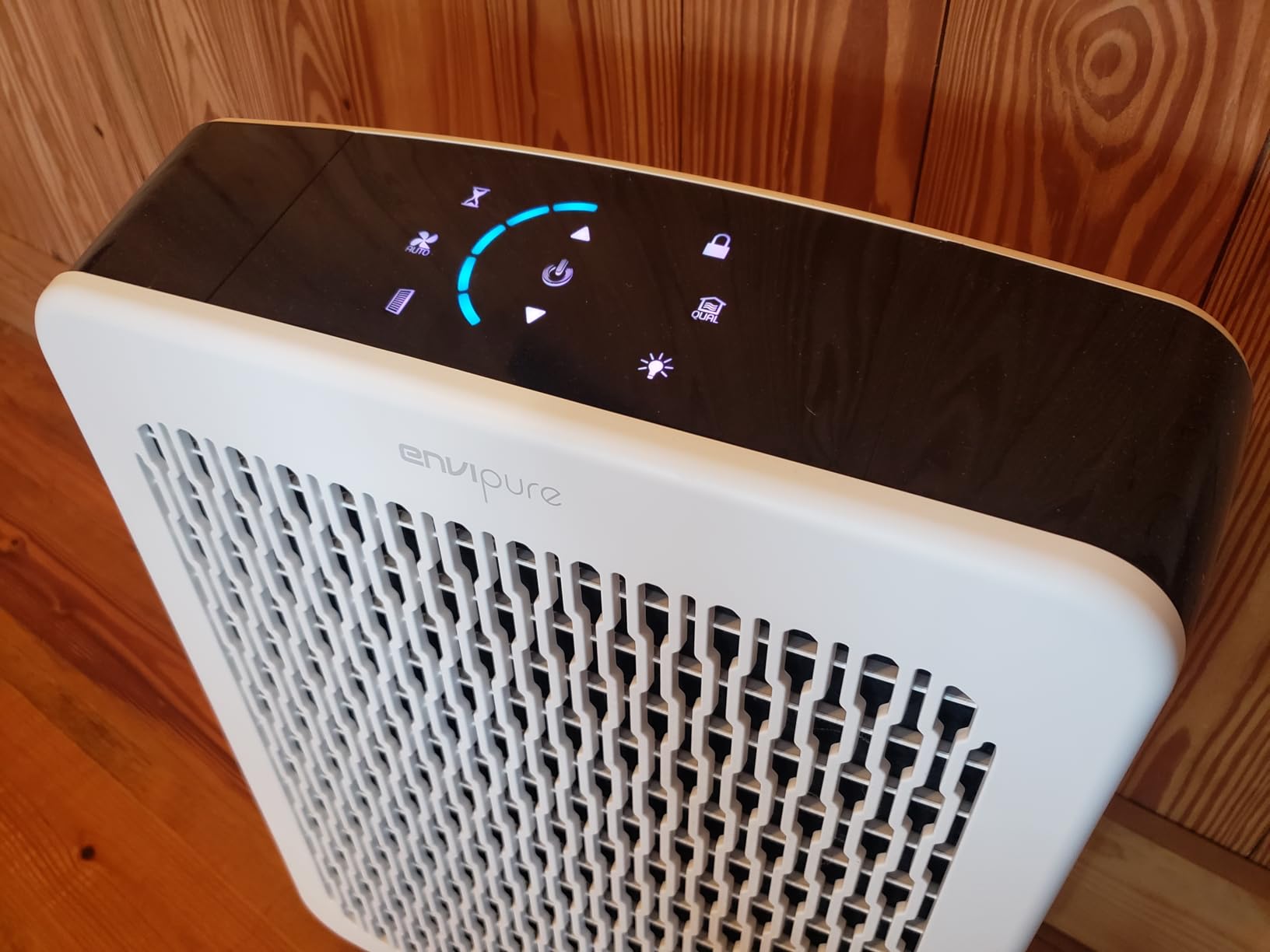 EP-300 EnviPure HEPA Air Purifier – Large Room Air Purifier Covers Up to 2200 Sq Ft, Removes Pollen, Dust, Smoke, Pet Hair, Odors & More - Real Time Smart TrueFilter IQ™ HEPA Filter Life Monitoring Customer Review EP-300 EnviPure HEPA Air Purifier – Large Room Air Purifier Covers Up to 2200 Sq Ft, Removes Pollen, Dust, Smoke, Pet Hair, Odors & More - Real Time Smart TrueFilter IQ™ HEPA Filter Life Monitoring - Customer Photo 2