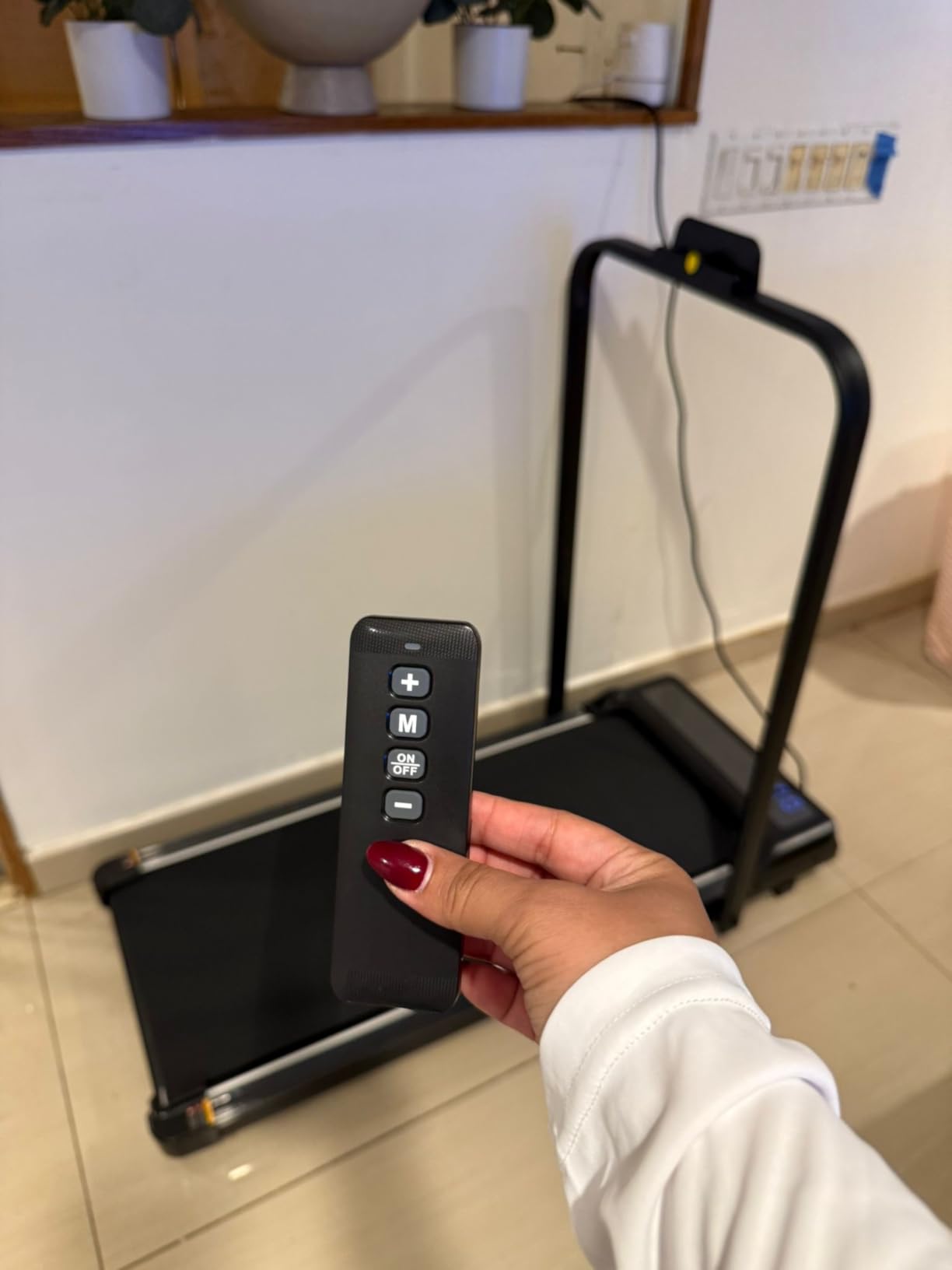 Walking Pad Treadmill with Handle Bar, 3.5HP Compact Electric Walking Pads Treadmills with Handles for Home Apartment Small, 0.6-10MPH Portable Foldable Folding Small Treadmill Home, 400LBS Capacity Customer Review Walking Pad Treadmill with Handle Bar, 3.5HP Compact Electric Walking Pads Treadmills with Handles for Home Apartment Small, 0.6-10MPH Portable Foldable Folding Small Treadmill Home, 400LBS Capacity - Customer Photo 2