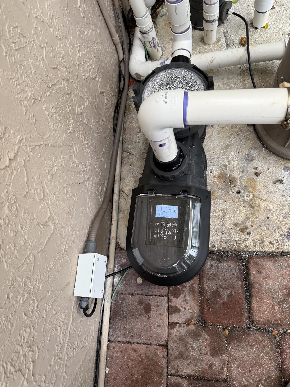 Aquastrong Variable Speed Pool Pump, 3 HP, 220V, 11359GPH, In/Above Pool Pump, Energy Efficient, High Flow, Powerful Self Primming Swimming Pool Pumps with Filter Basket Customer Review Aquastrong Variable Speed Pool Pump, 3 HP, 220V, 11359GPH, In/Above Pool Pump, Energy Efficient, High Flow, Powerful Self Primming Swimming Pool Pumps with Filter Basket - Customer Photo 1