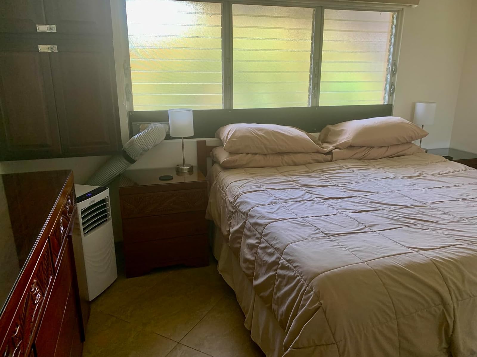 12000 BTU Portable Air Conditioners, AC Unit for Bedroom with 4 Modes Cooling/Dehumidifier/Fan & Sleep, Up to 400 Sq.Ft, 45db Quiet, 24H Timer & Remote, Standing Air Conditioner for Rooms Office Home Customer Review 12000 BTU Portable Air Conditioners, AC Unit for Bedroom with 4 Modes Cooling/Dehumidifier/Fan & Sleep, Up to 400 Sq.Ft, 45db Quiet, 24H Timer & Remote, Standing Air Conditioner for Rooms Office Home - Customer Photo 2