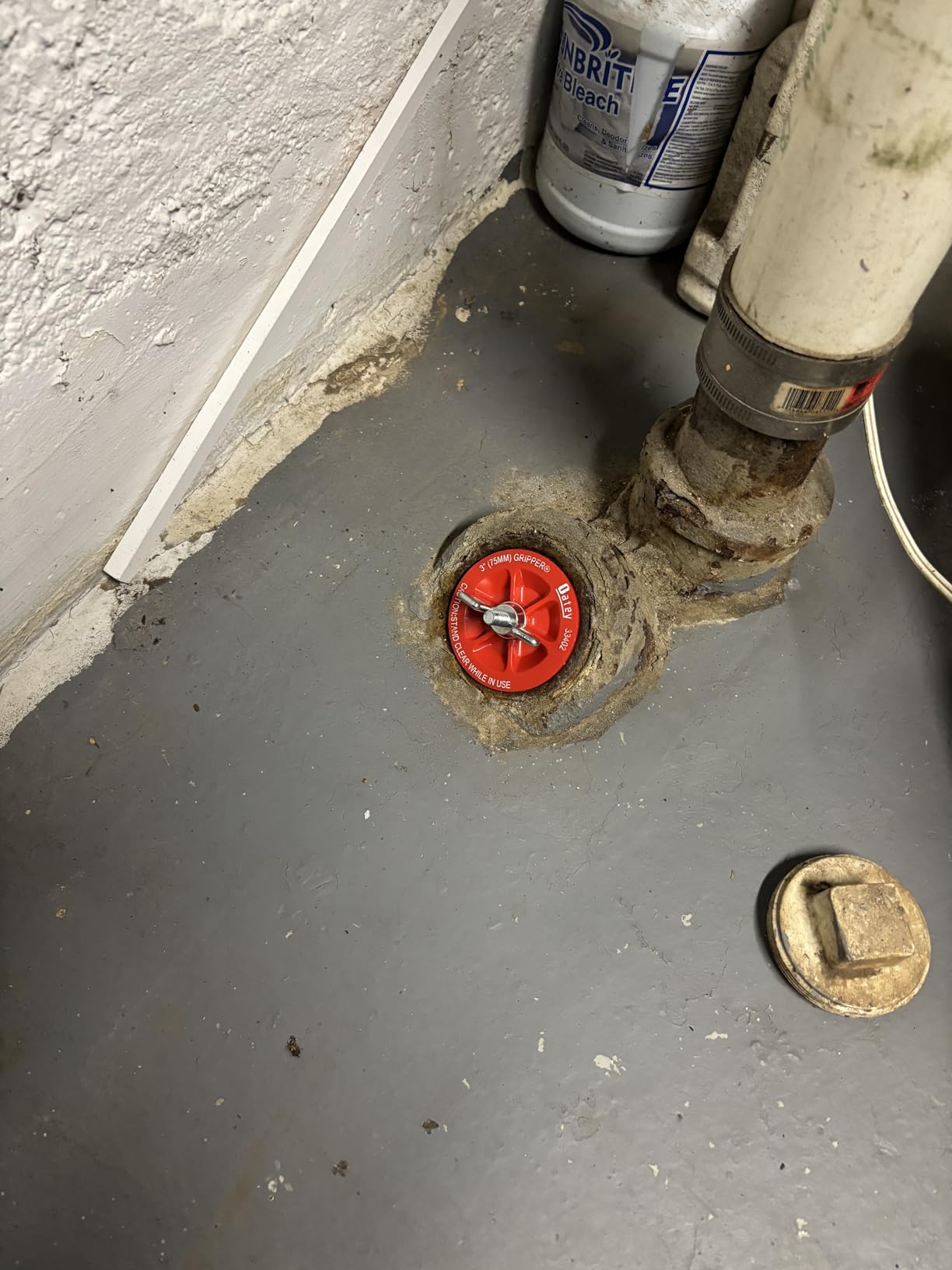 Oatey 33402 End-of-Pipe Gripper Plugs, 3 in, 5 Psi Back Customer Review Oatey 33402 End-of-Pipe Gripper Plugs, 3 in, 5 Psi Back - Customer Photo 1