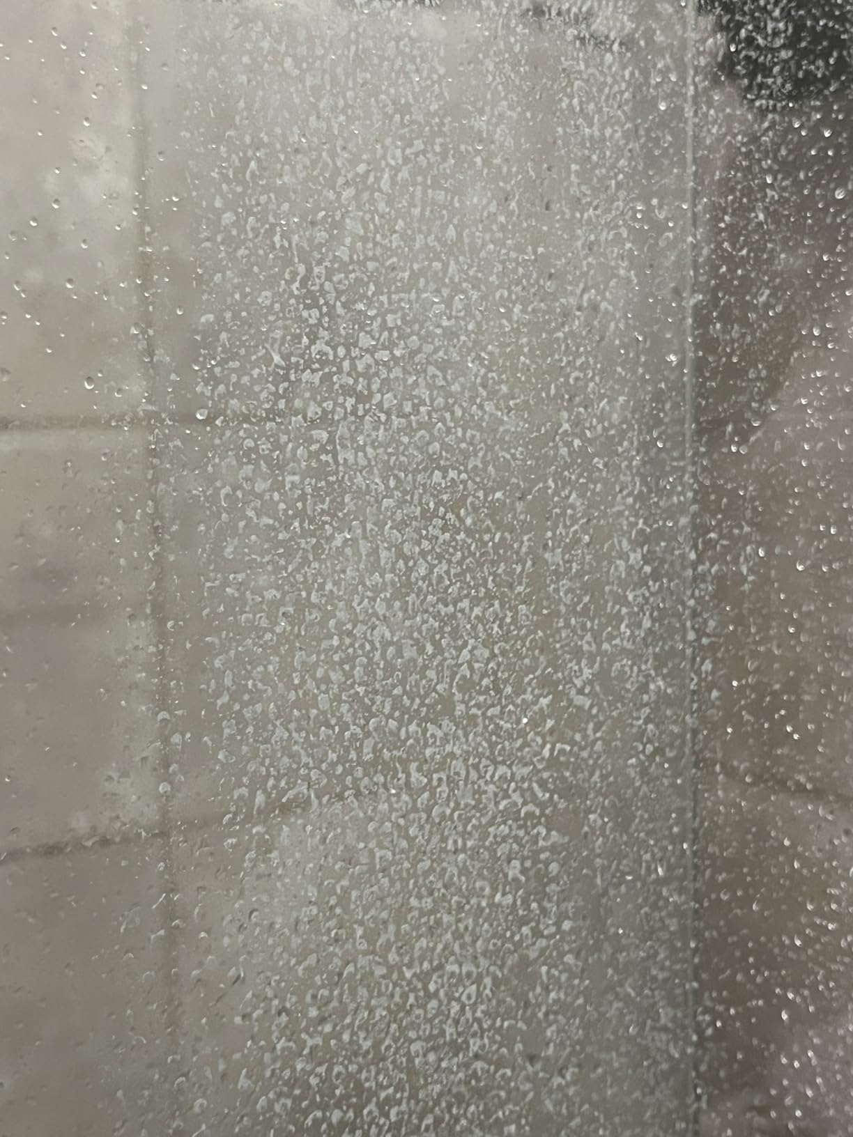 ATTITUDE Bathroom Cleaner Spray, EWG Verified, Plant-Based & Vegan, Safe for Bathroom Surfaces, Tiles, Tubs, Shower Walls, and Grout, Citrus Zest Scent, 27.1 Fl Oz Customer Review ATTITUDE Bathroom Cleaner Spray, EWG Verified, Plant-Based & Vegan, Safe for Bathroom Surfaces, Tiles, Tubs, Shower Walls, and Grout, Citrus Zest Scent, 27.1 Fl Oz - Customer Photo 1