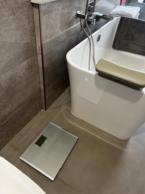 EatSmart Precision Plus Digital Bathroom Scale, 440 lb Capacity, Ultra-Wide Platform with Step-On Technology, Accurate Body Weight Scale, Grey Customer Review EatSmart Precision Plus Digital Bathroom Scale, 440 lb Capacity, Ultra-Wide Platform with Step-On Technology, Accurate Body Weight Scale, Grey - Customer Photo 2